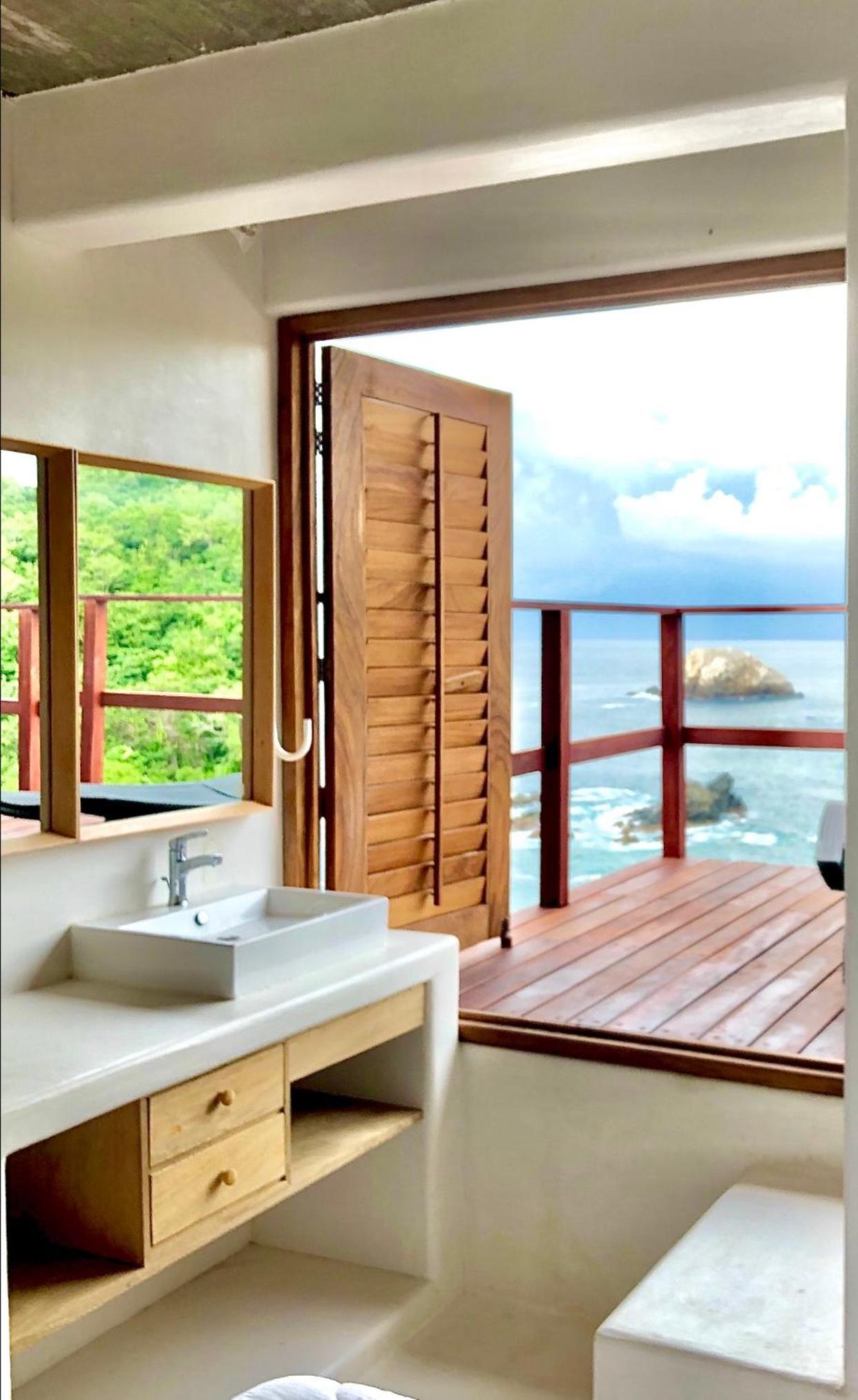 Studio with Ocean View - Photo 3