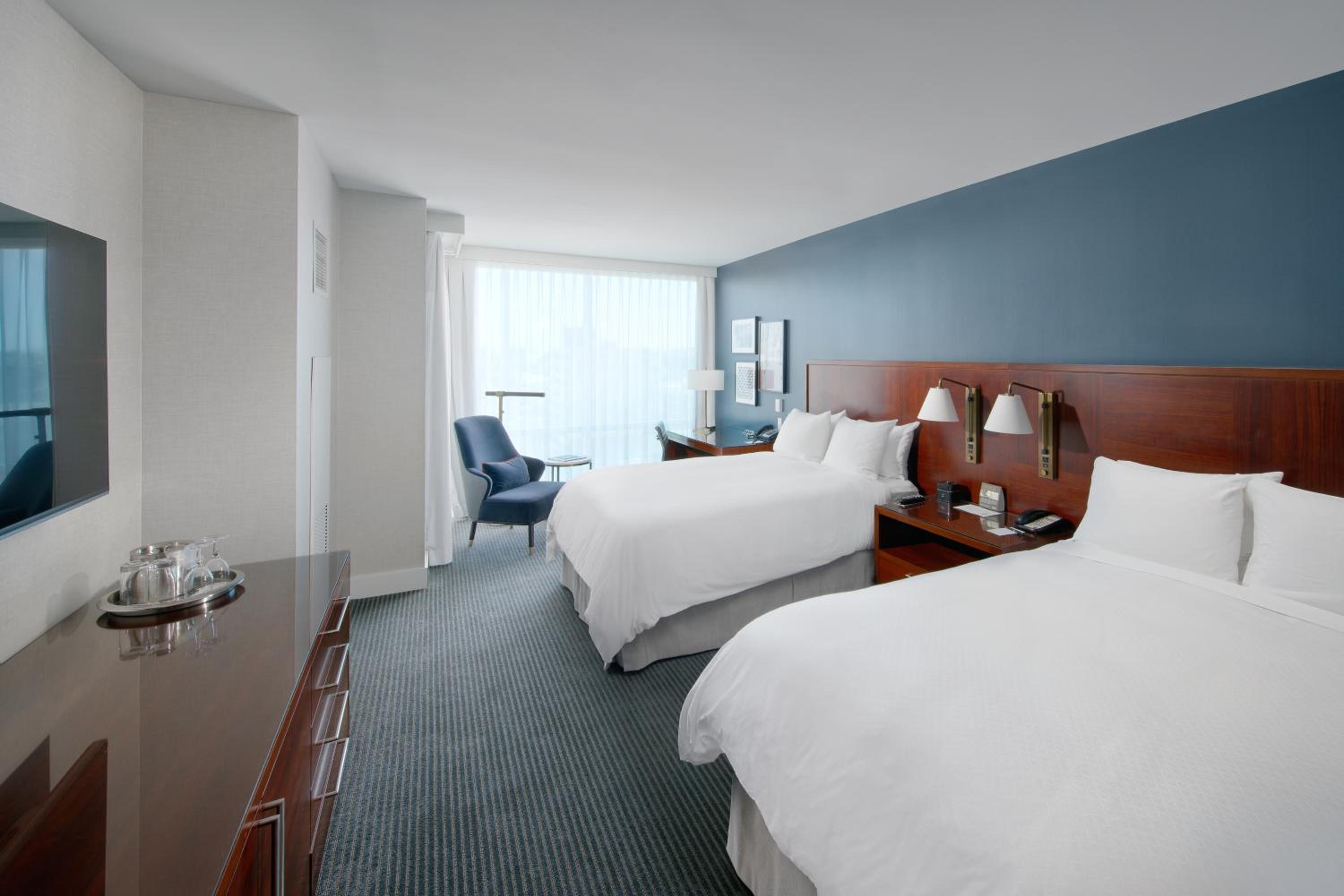 Premier Double Room with Two Double Beds and View - Photo 1