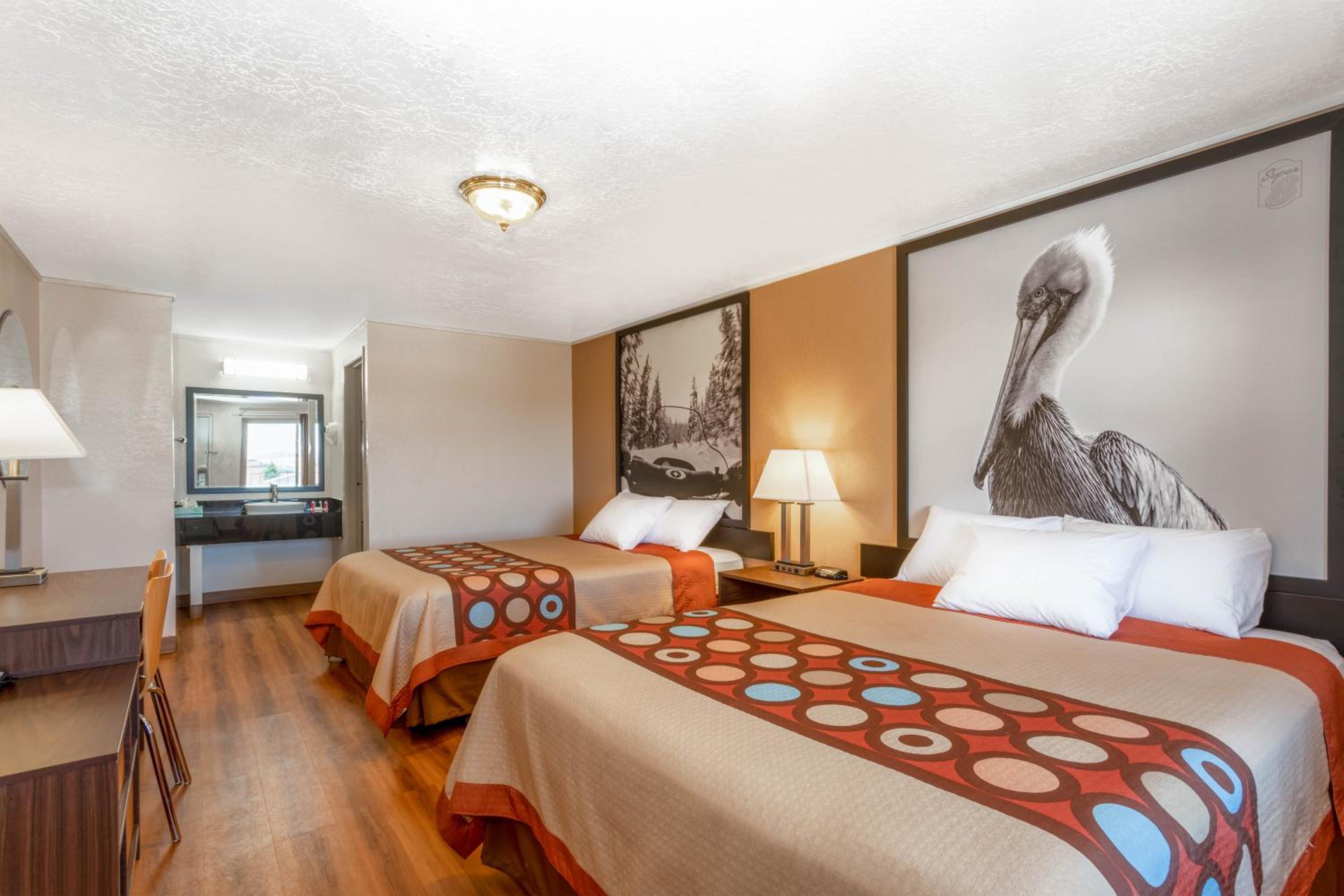 Double Room with Two Double Beds - Non-Smoking - Photo 1