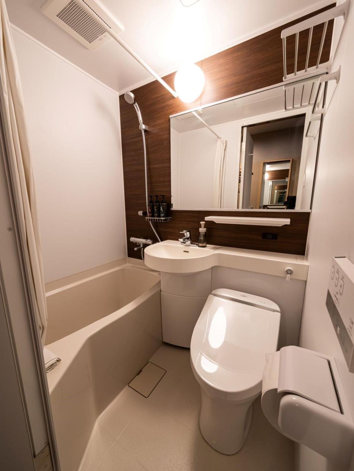 Standard Double Room - Non-Smoking photo 2