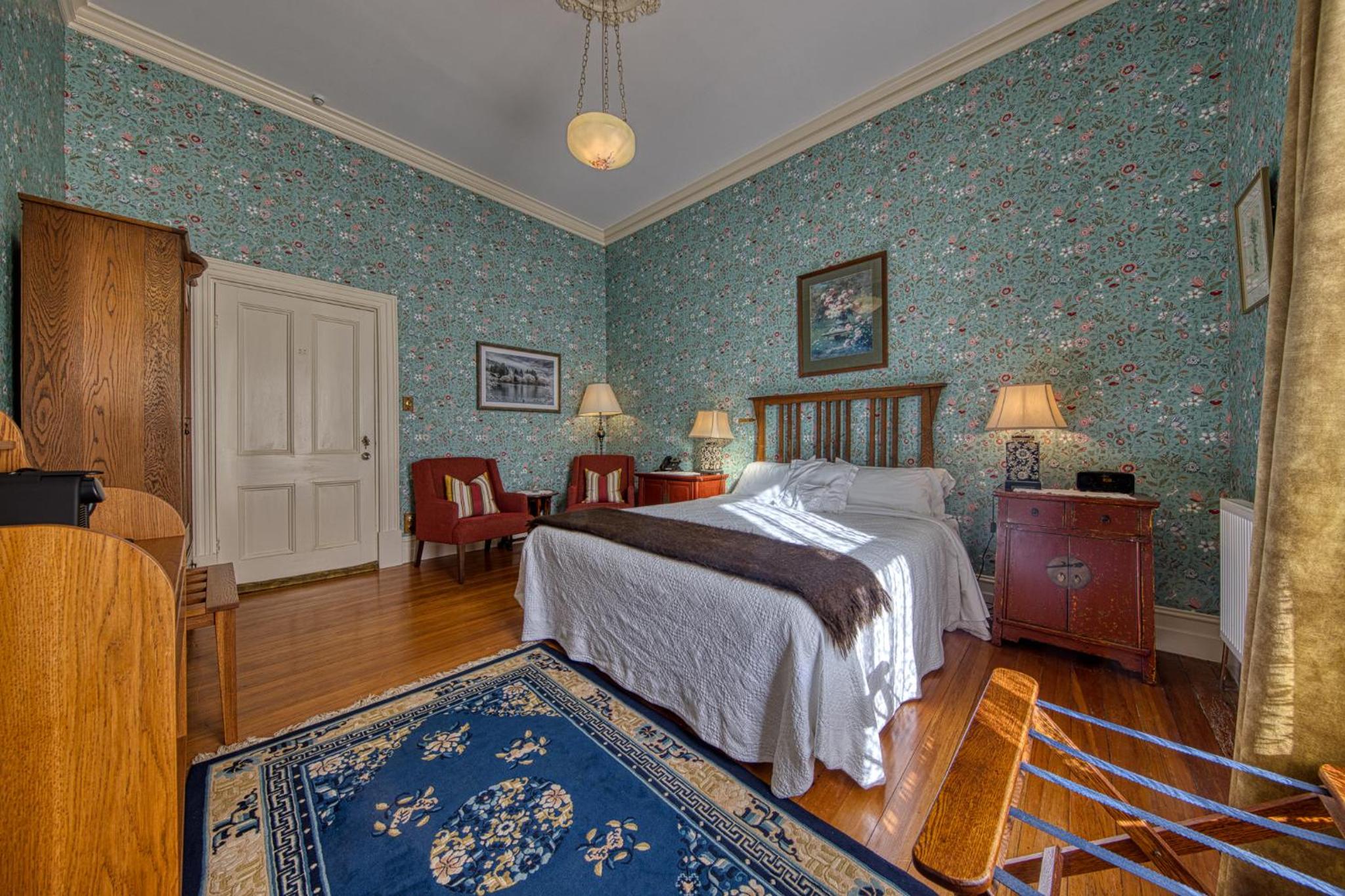 Victoria Double Room - Photo 10