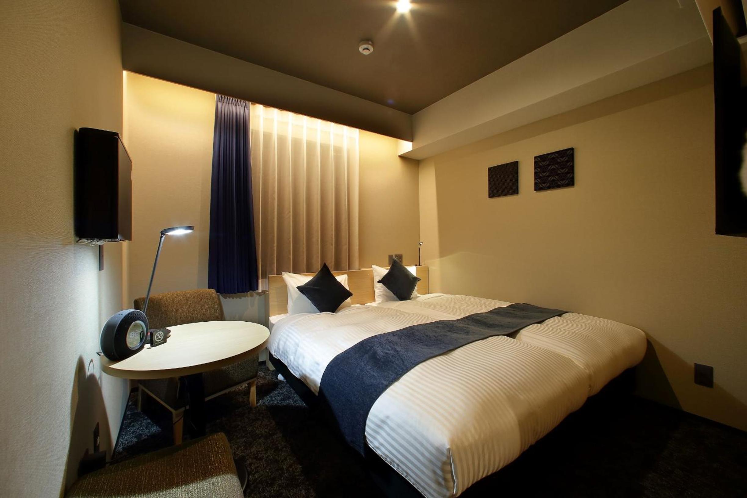 Hollywood Twin Room - Non-Smoking photo 2