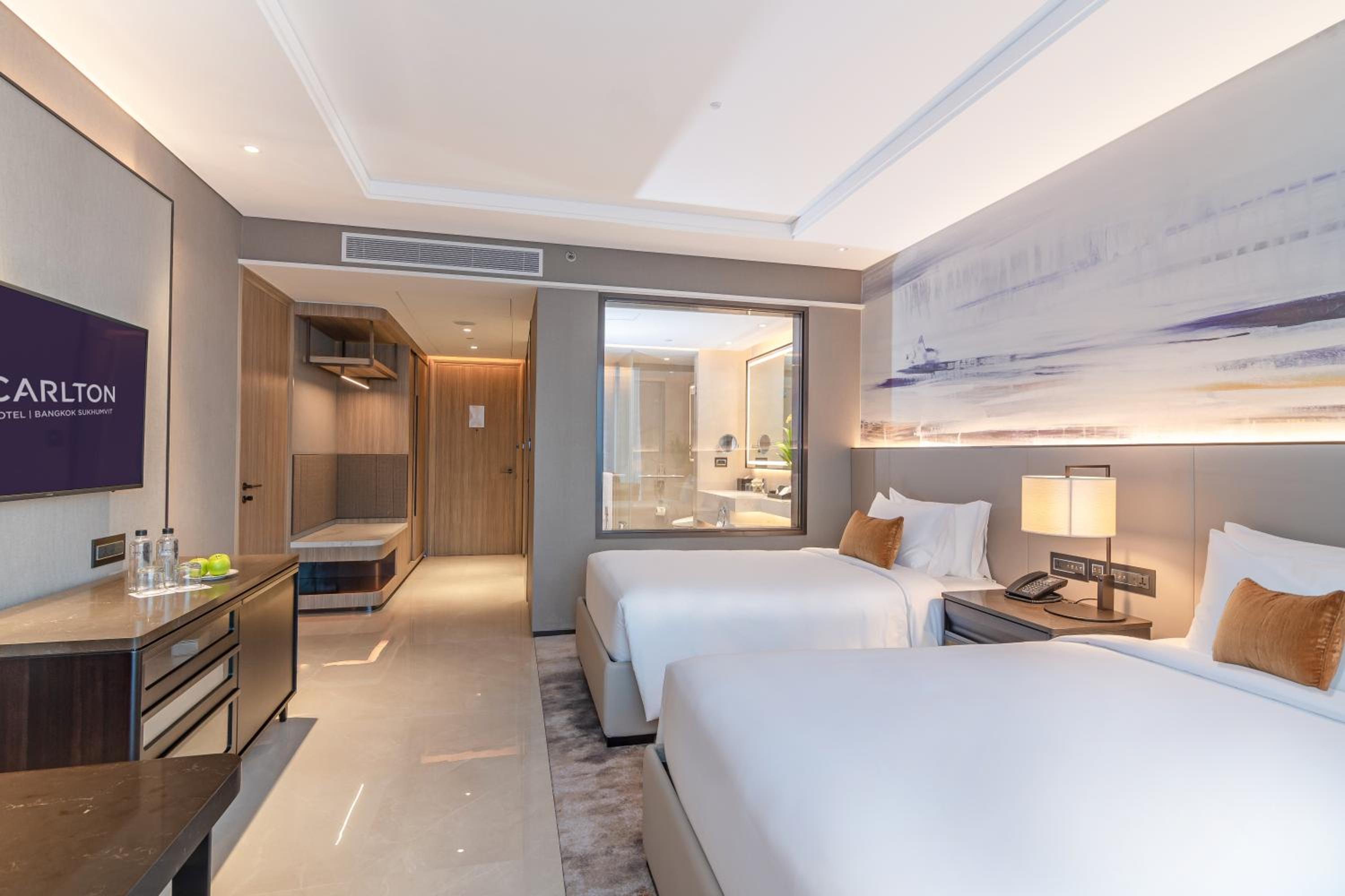 Deluxe Room with Extra Bed – Triple Occupancy photo 2