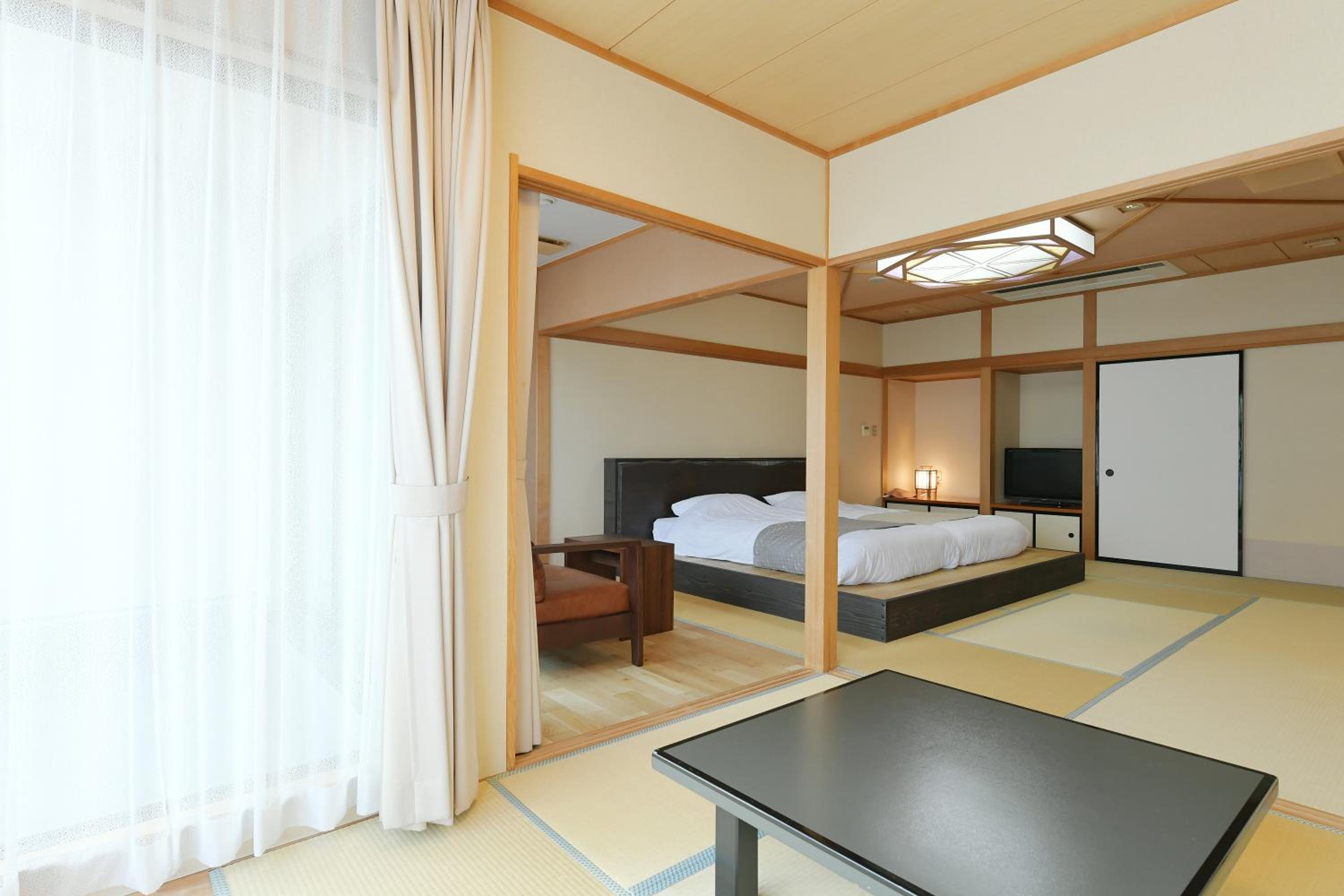 Japanese-Style Quadruple Room photo 2