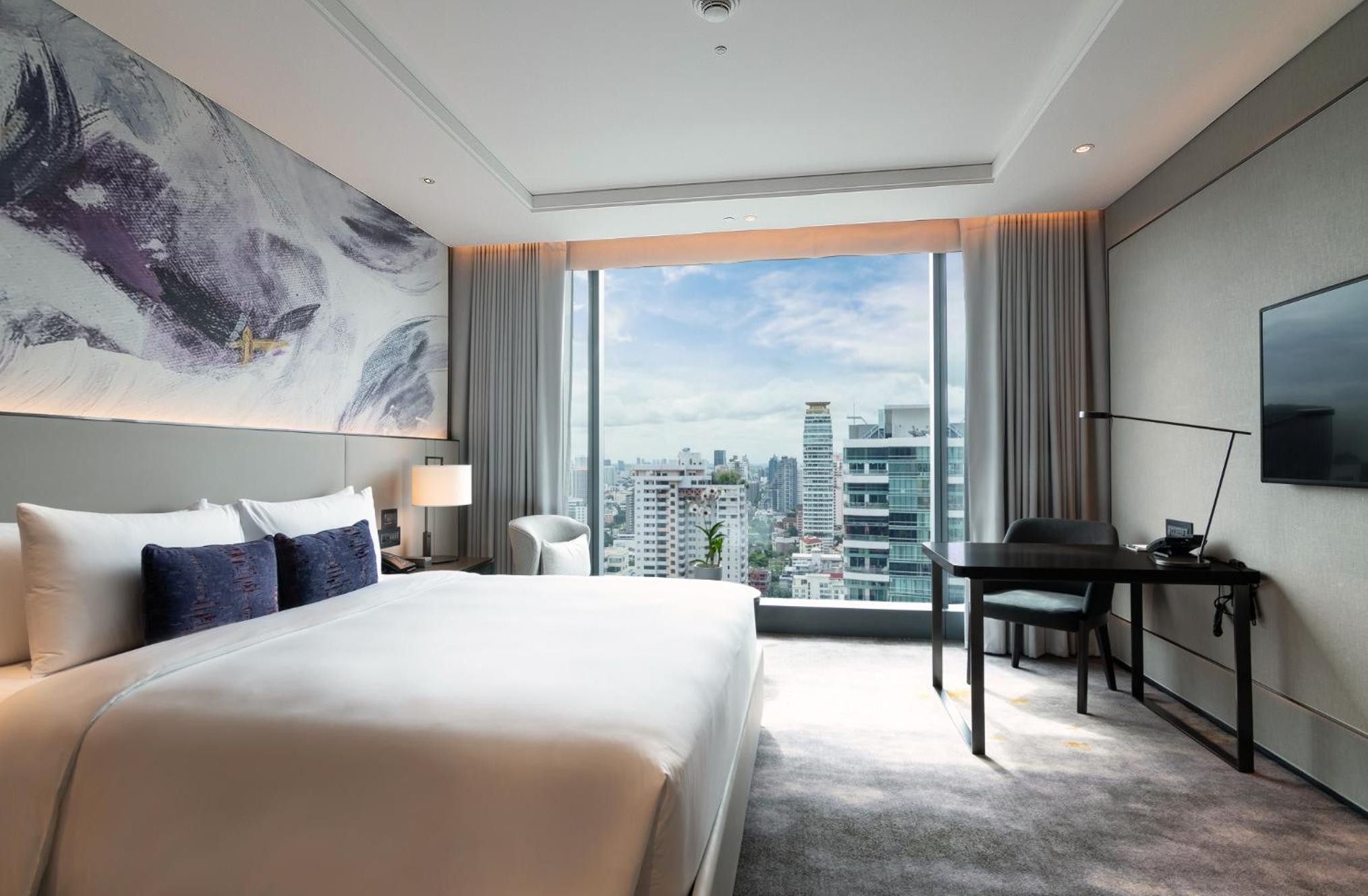 Executive Suite thumbnail 5