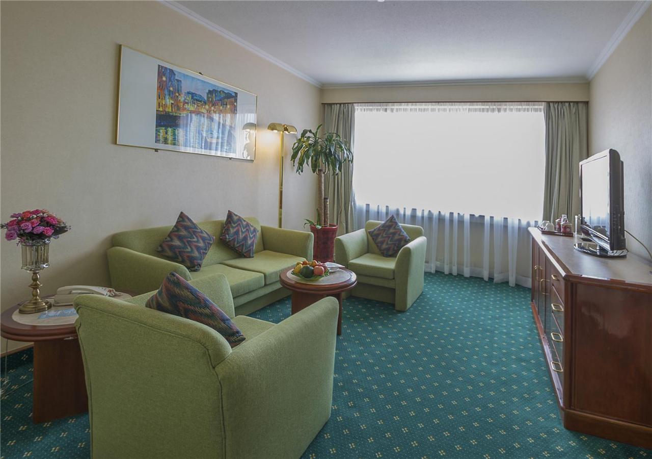 Business Suite photo 1