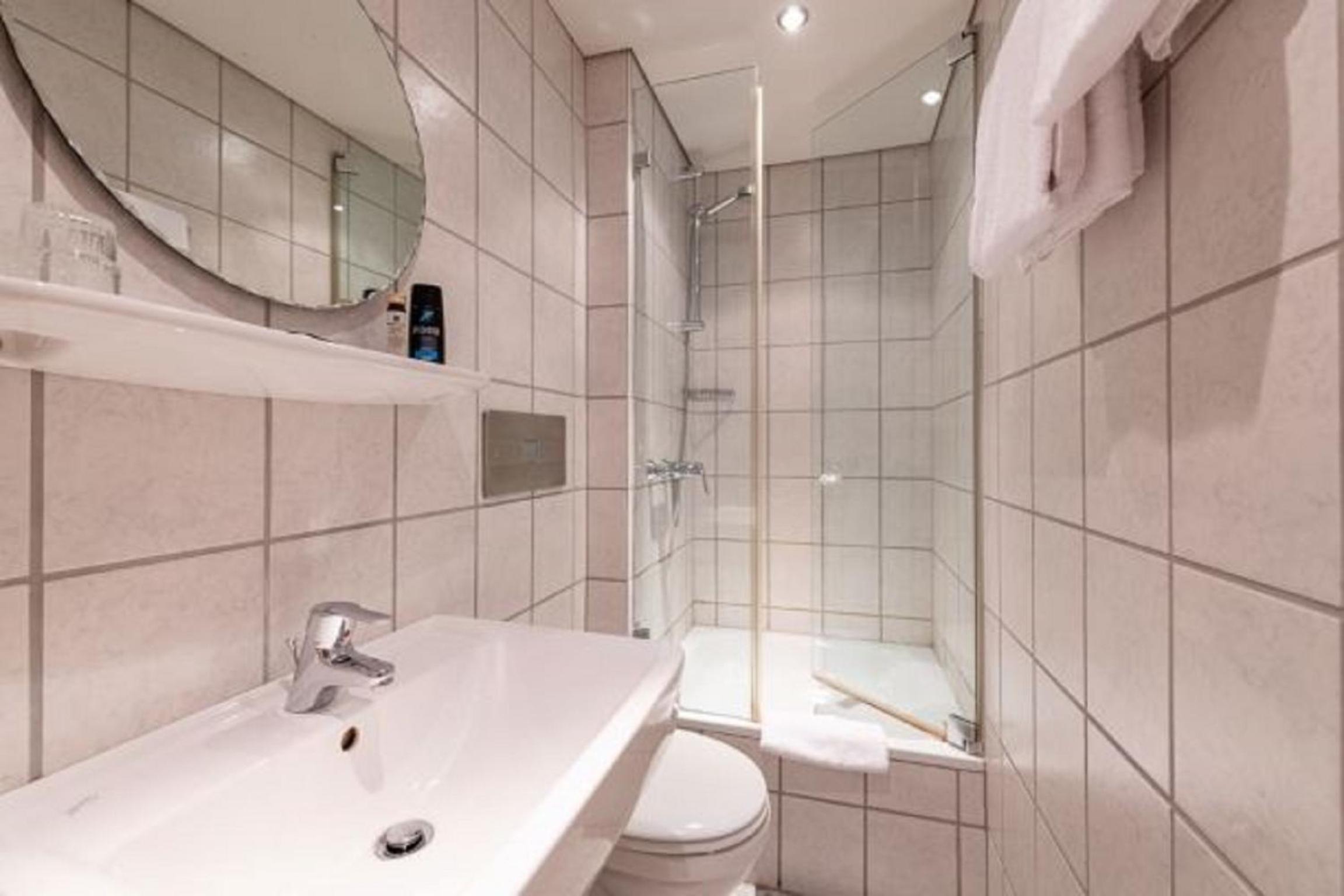 Standard Single Room photo 3