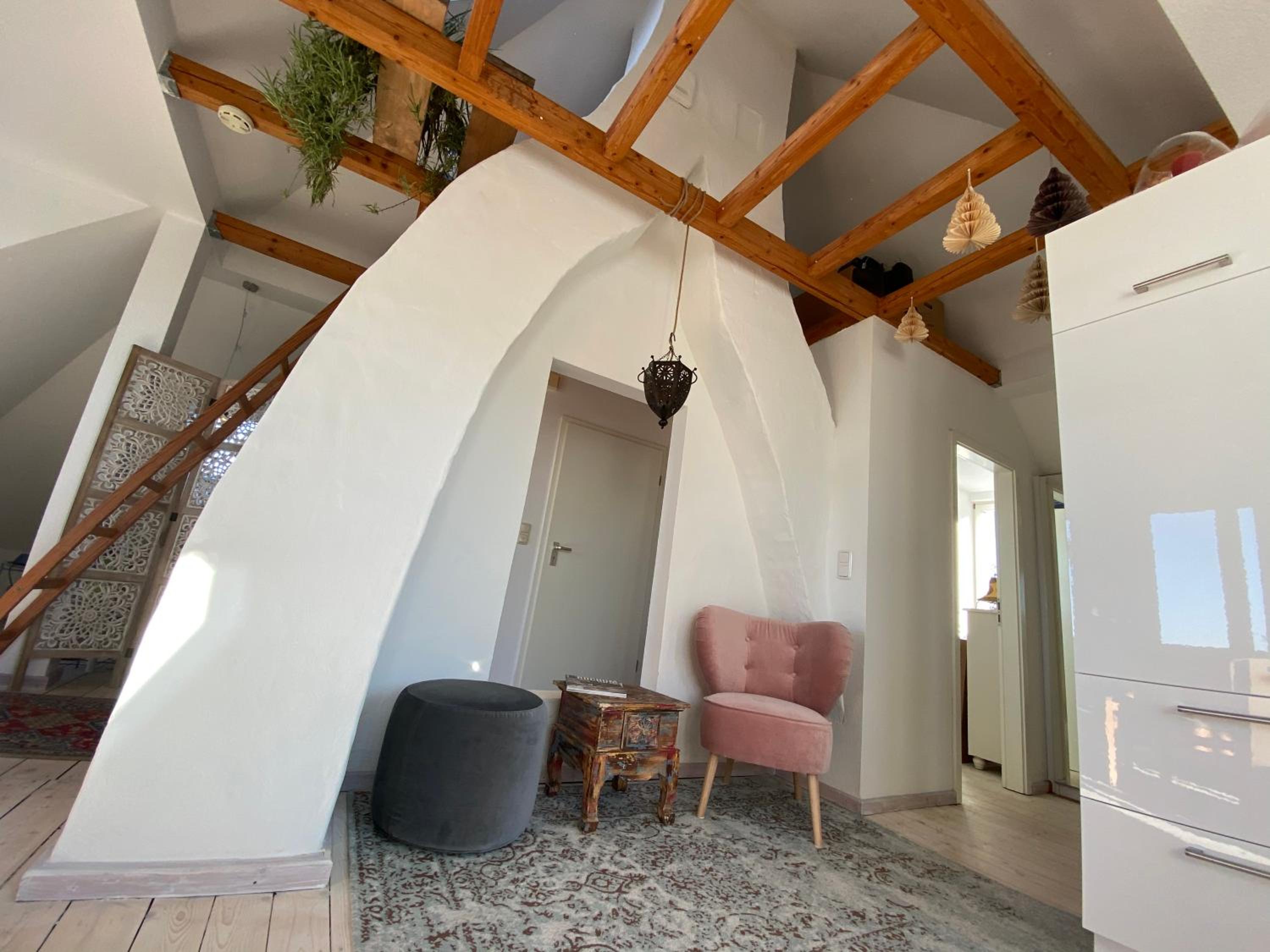 Two-Bedroom Apartment - Photo 8