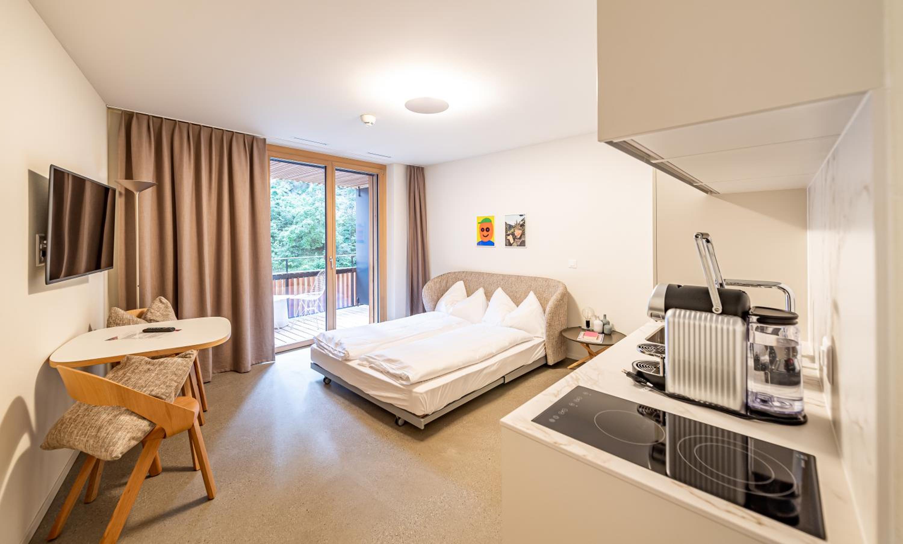 Studio Apartment photo 1