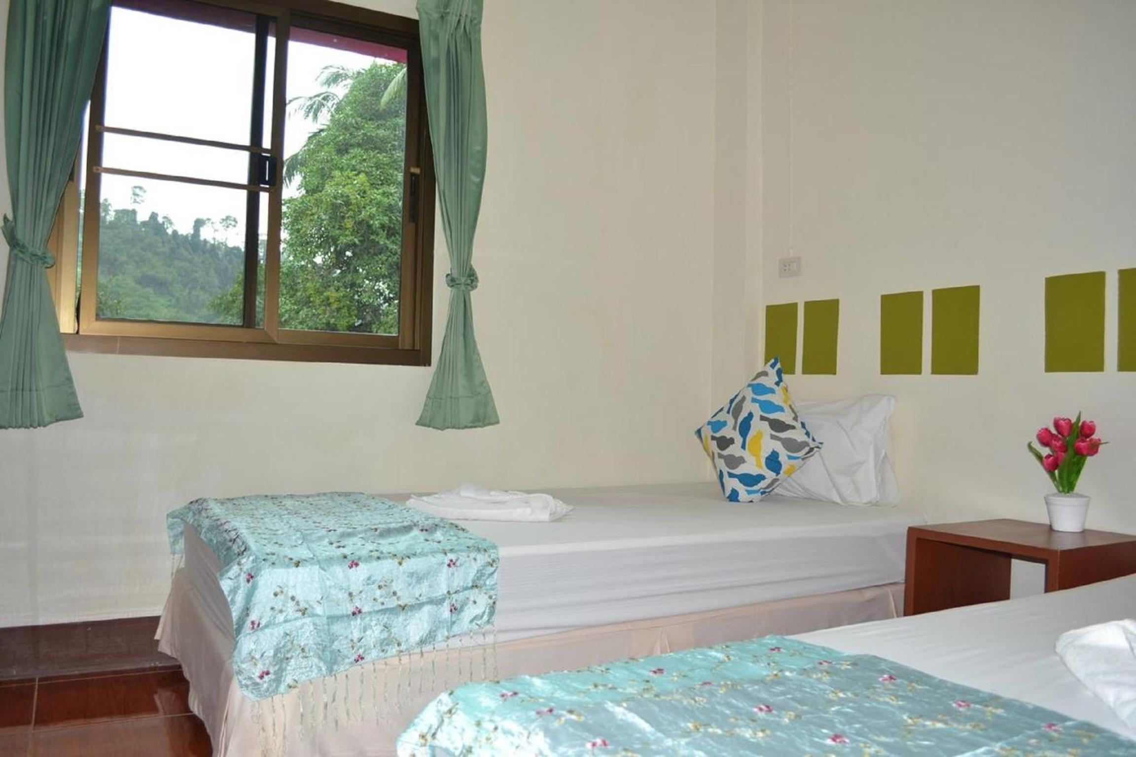 Standard Twin Room with Fan photo 3