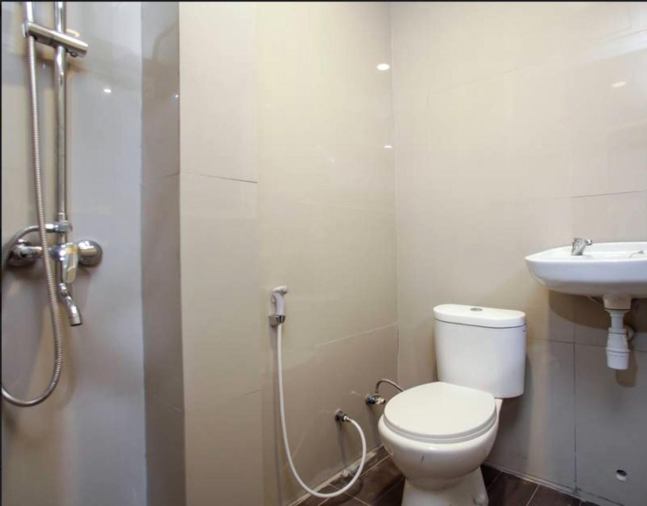Standard Twin Room - Photo 2