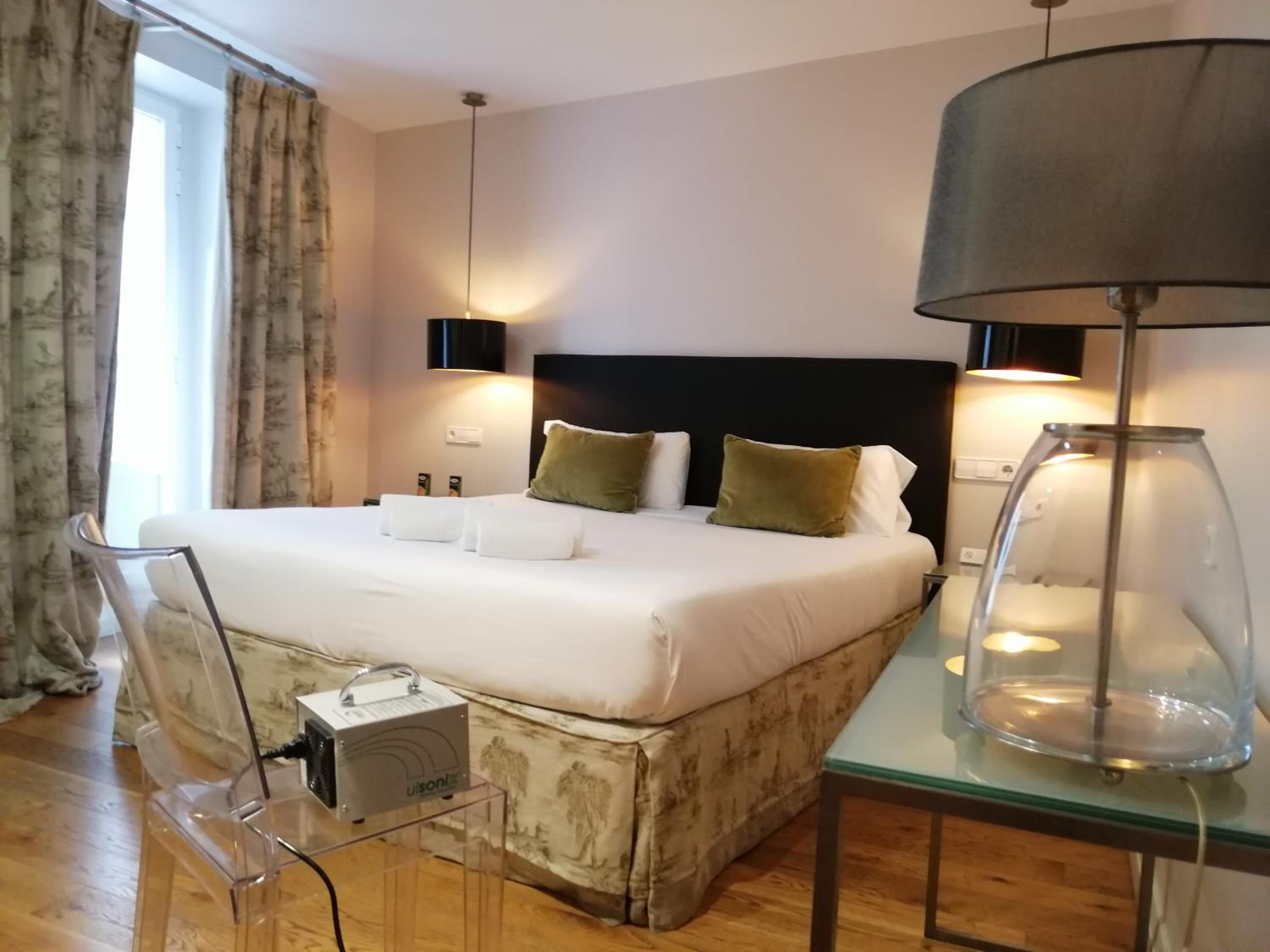 Double or Twin Room - Photo 1