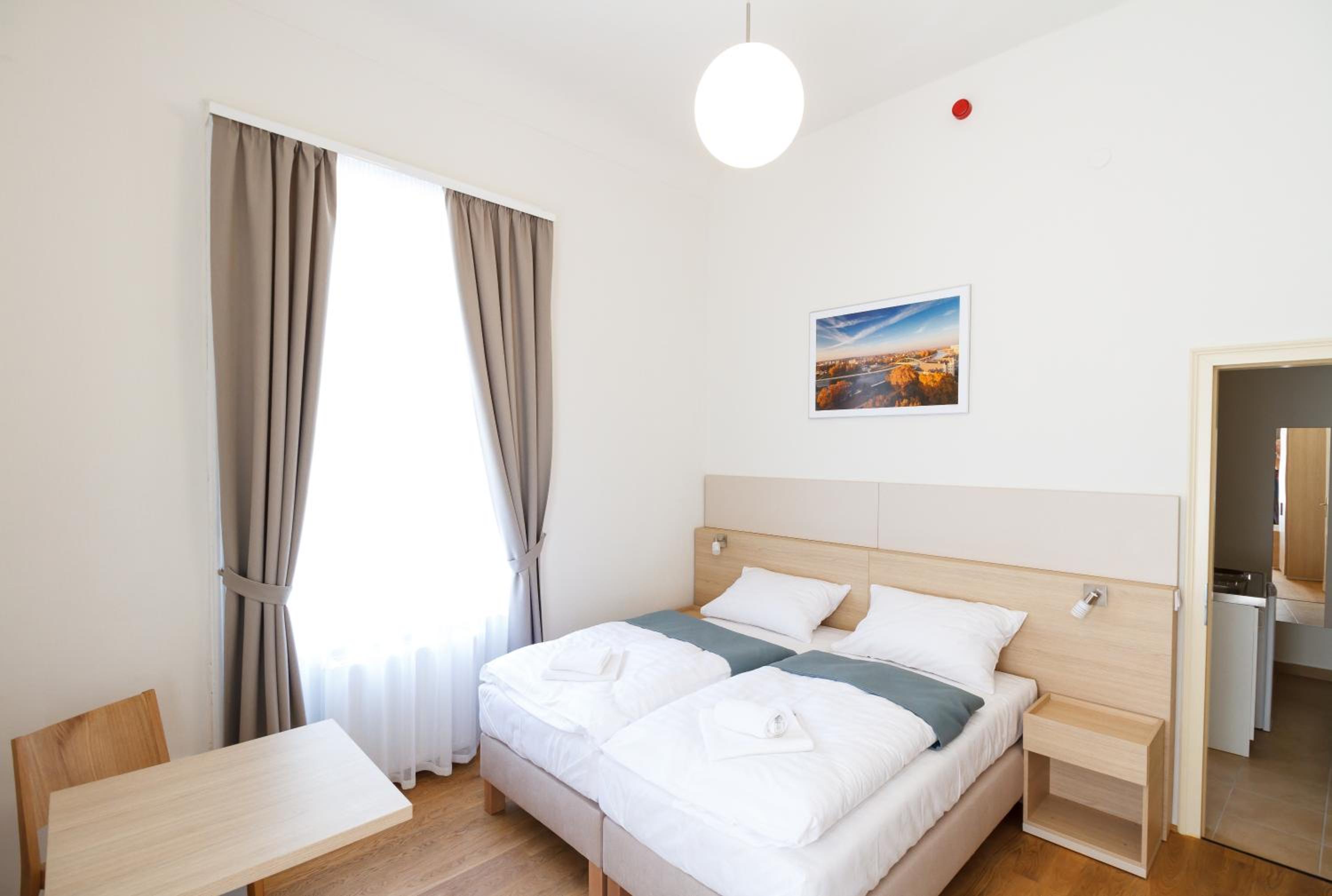 Double or Twin Room photo 3