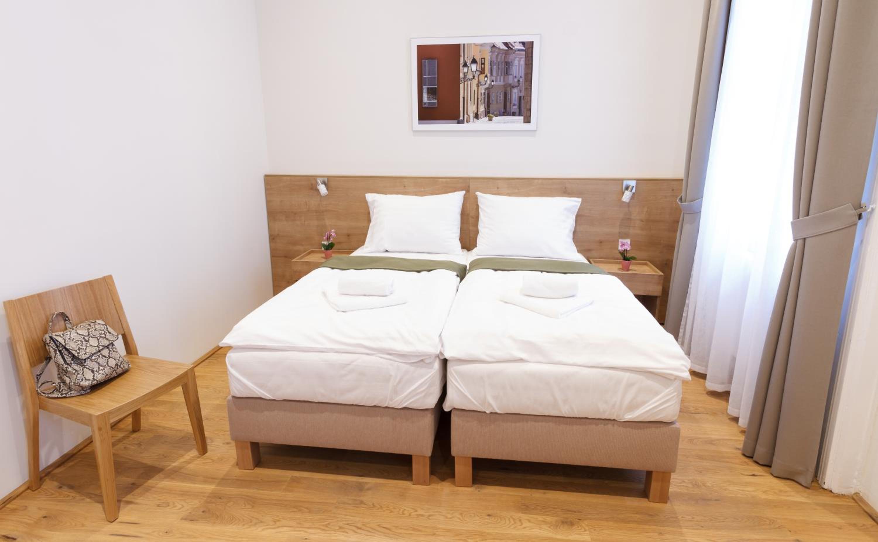 Double or Twin Room photo 2