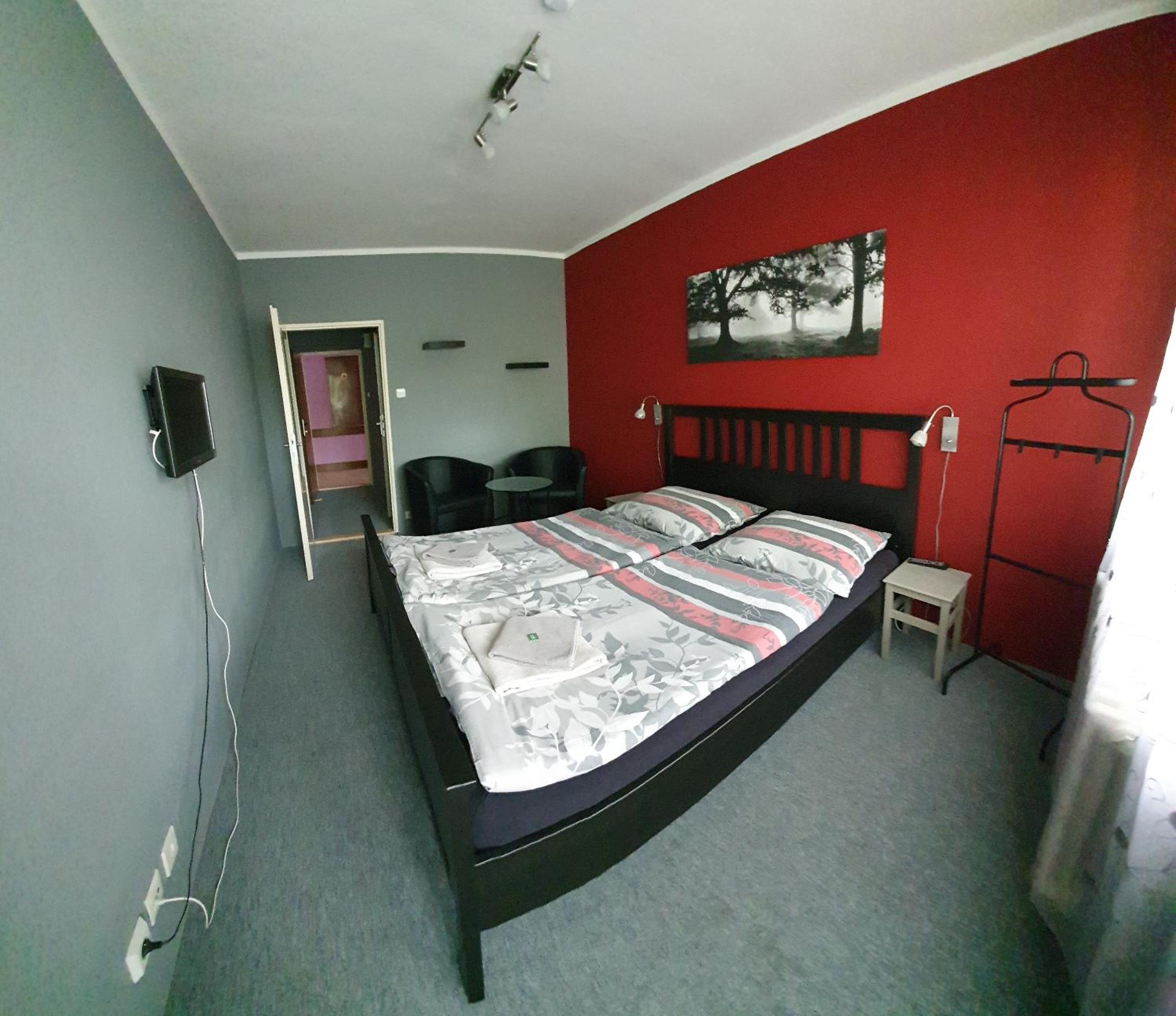 Double or Twin Room with Balcony photo 1