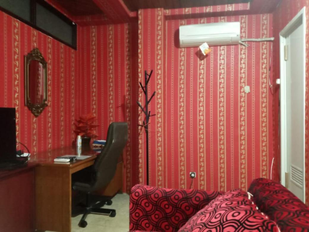 Deluxe King Suite - Photo 5