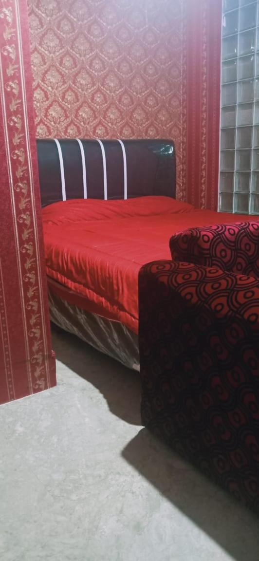 Deluxe King Suite - Photo 7