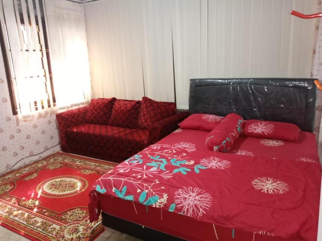 Deluxe King Suite - Photo 6