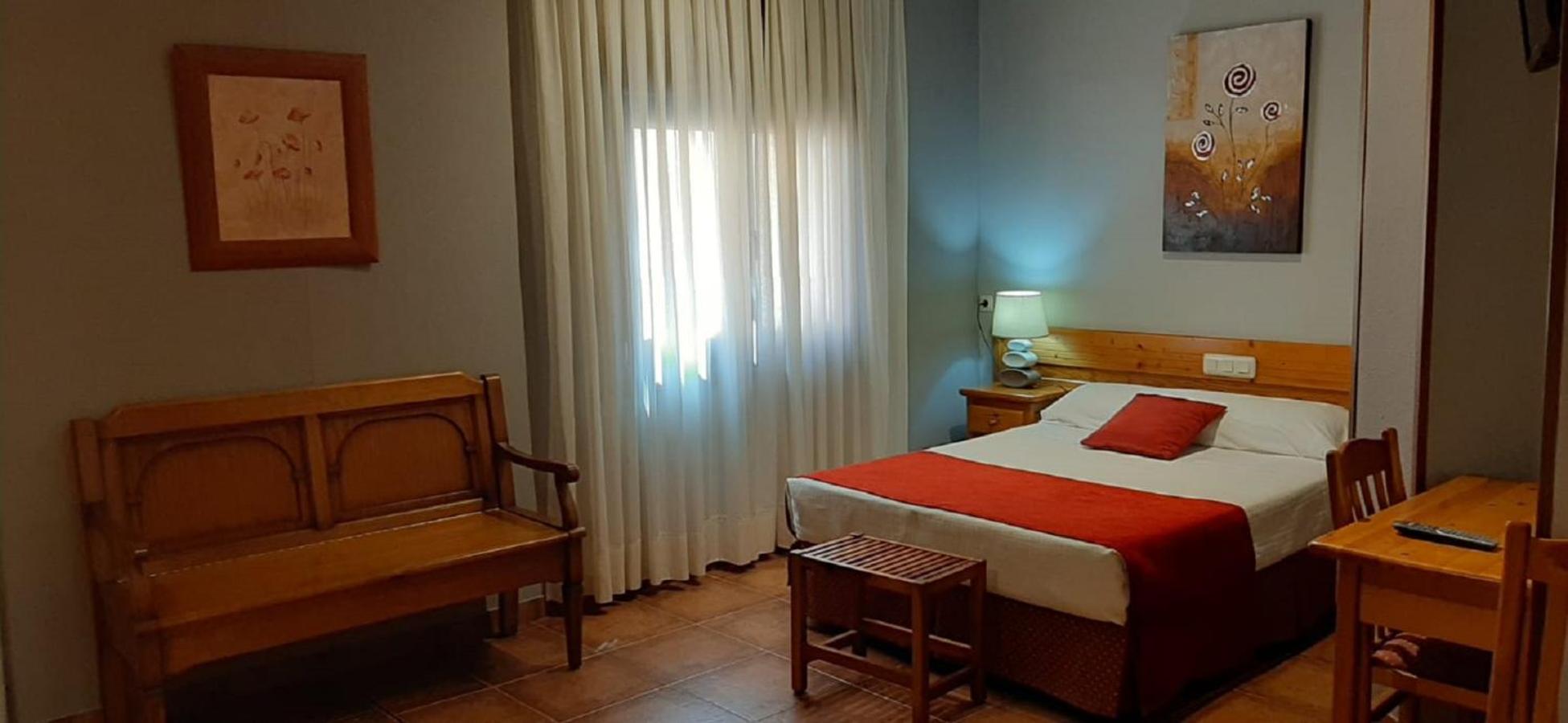 Double Room - Photo 3