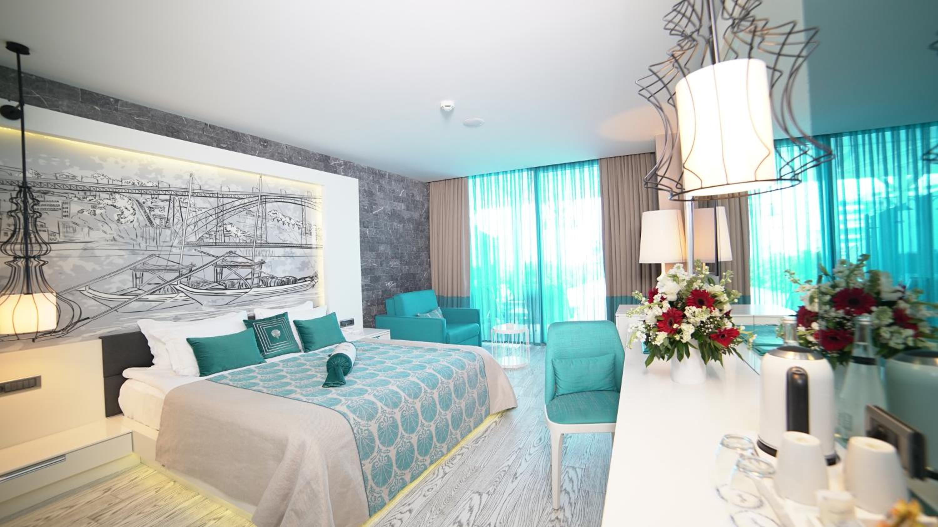 Deluxe Suite with Sea View