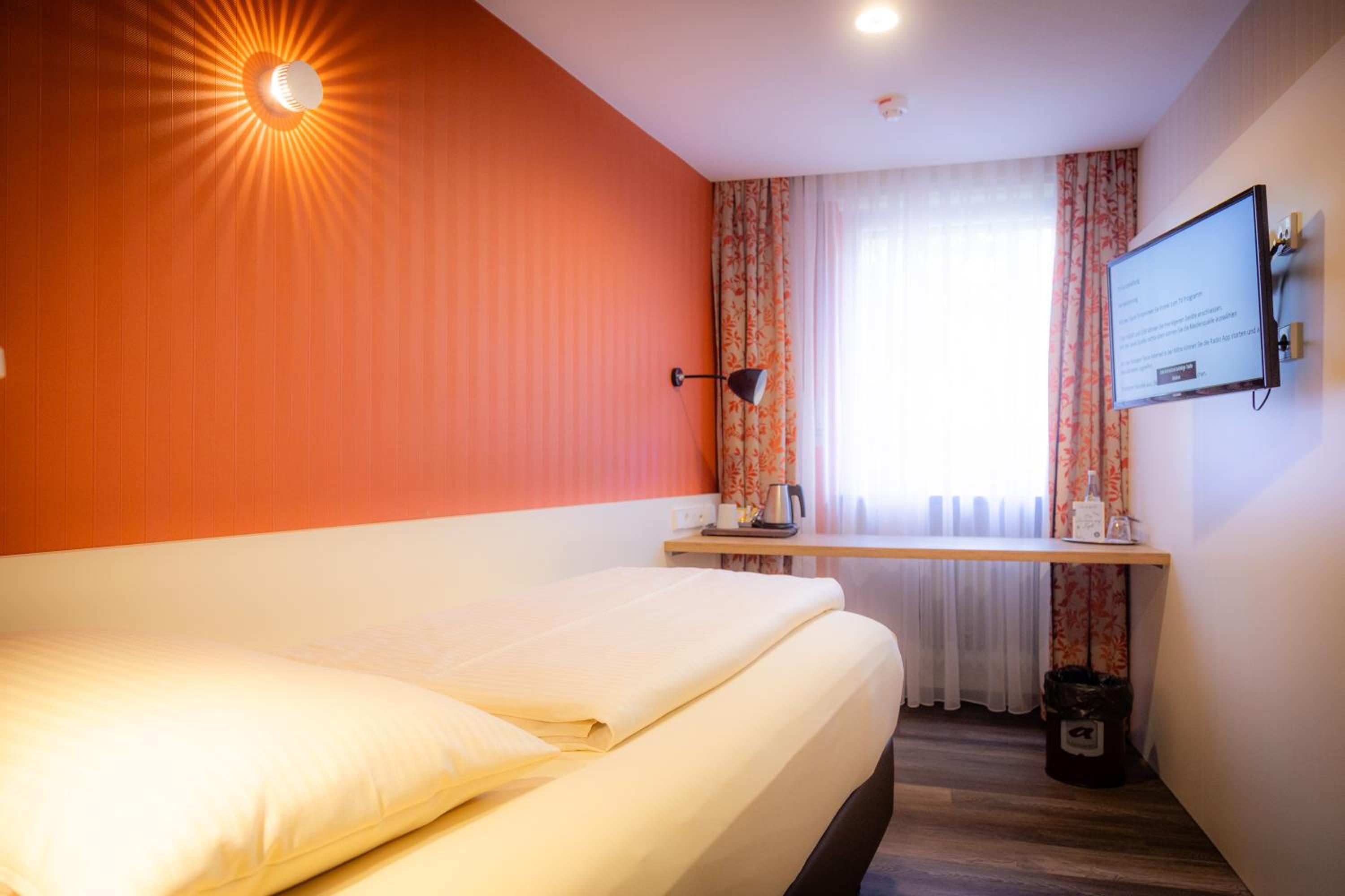 Standard Single Room with Shower