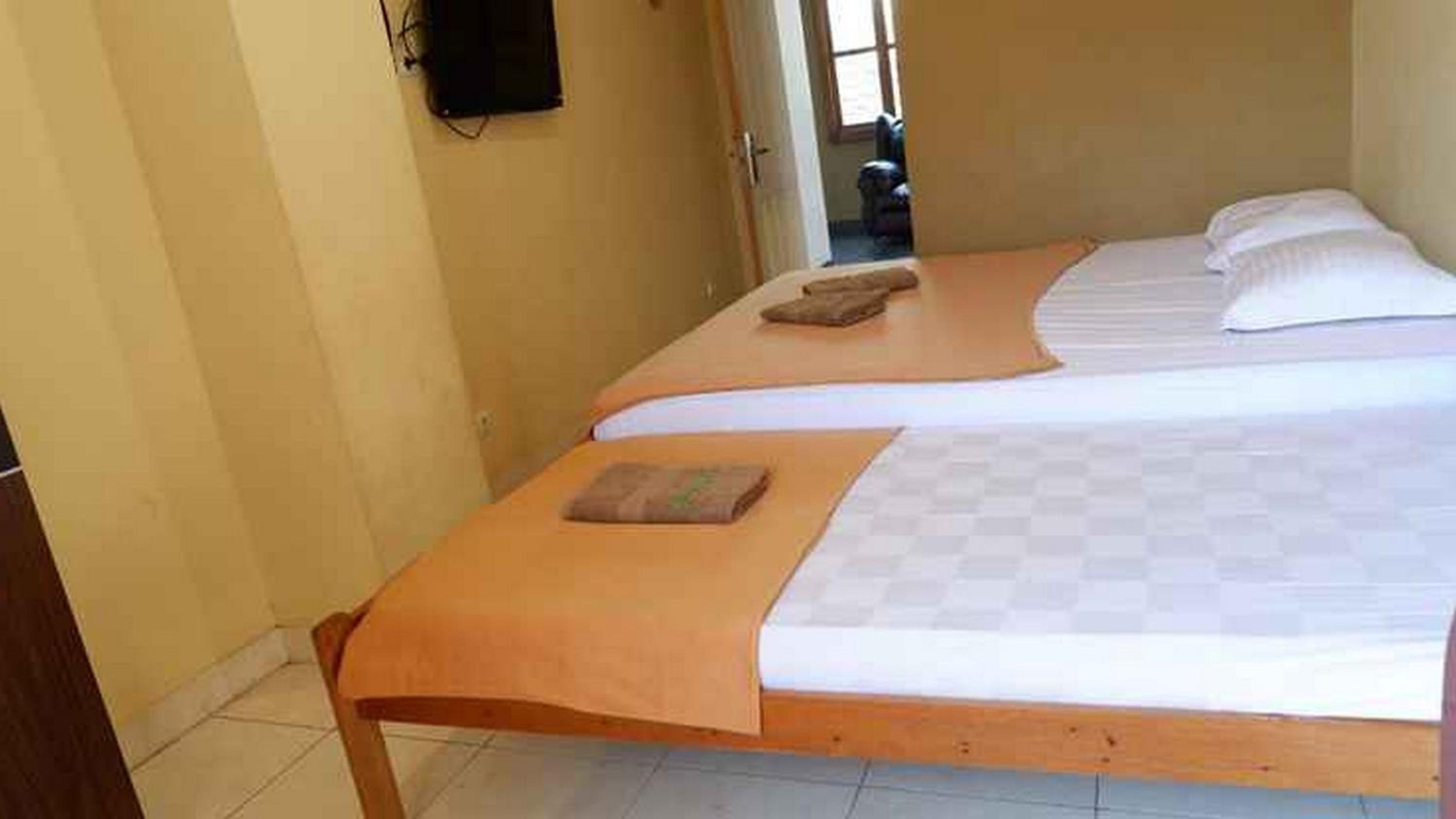 Double Room - Photo 15
