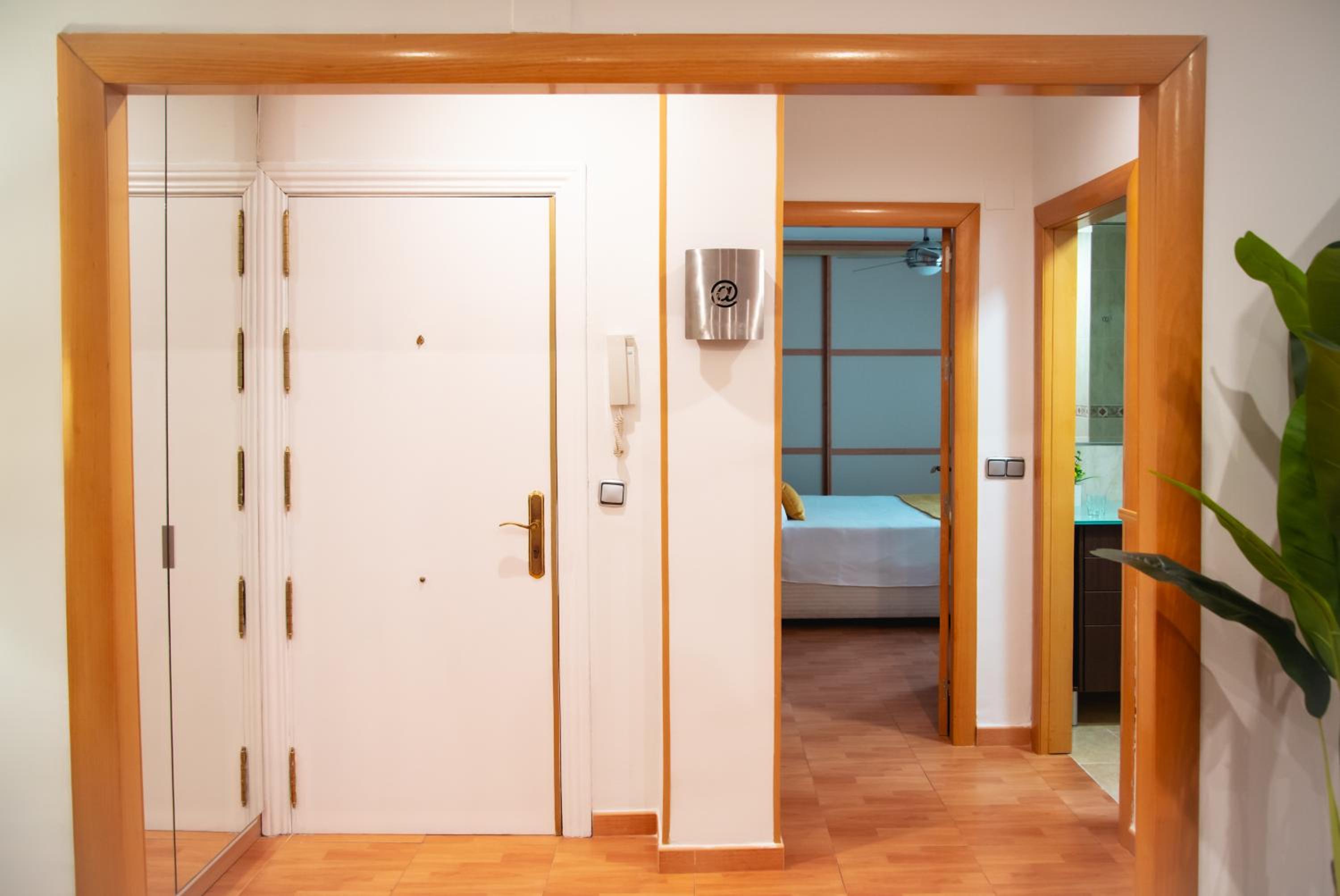 One-Bedroom Apartment - Photo 4