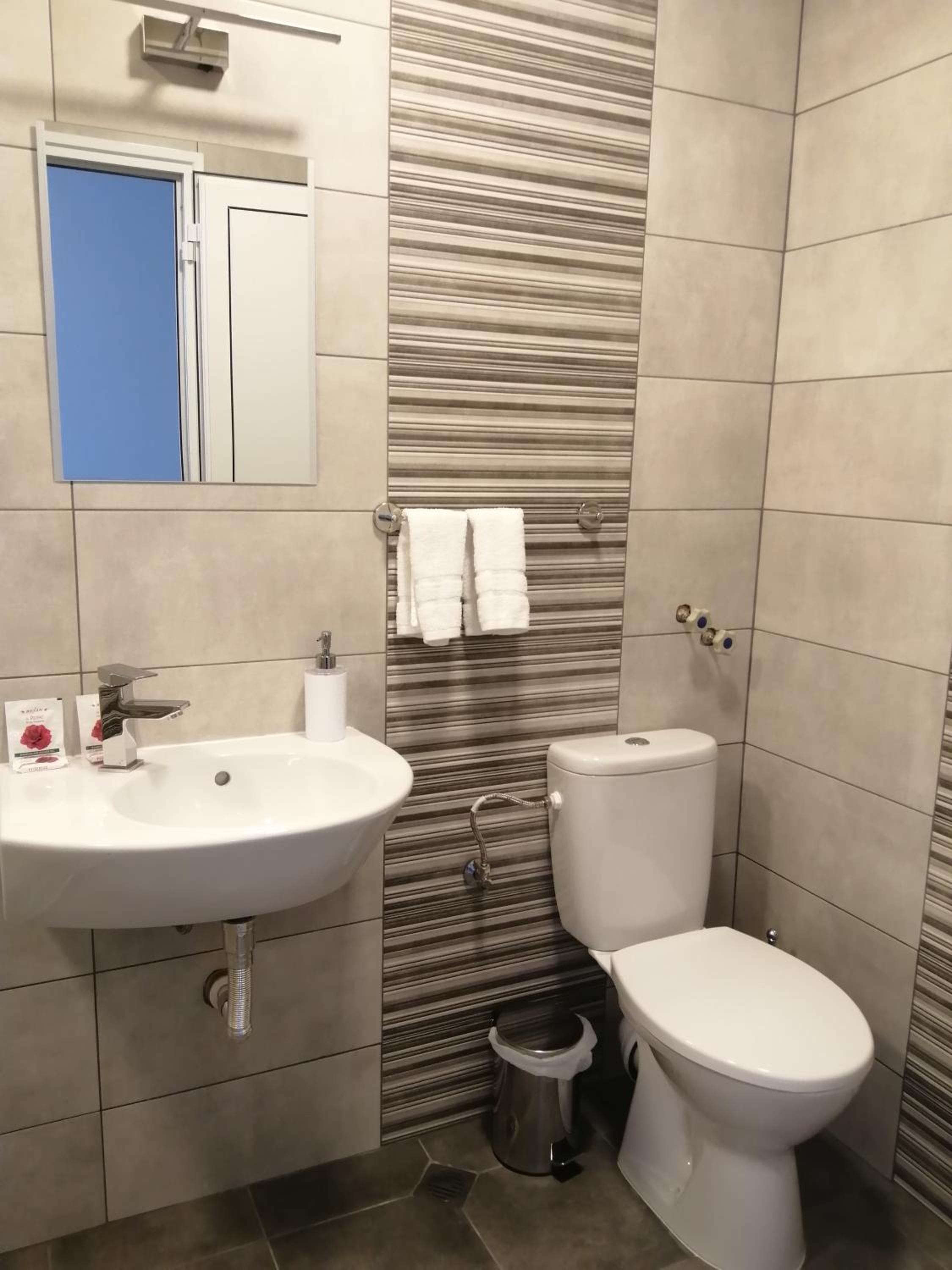 Triple Room with Terrace - Photo 4
