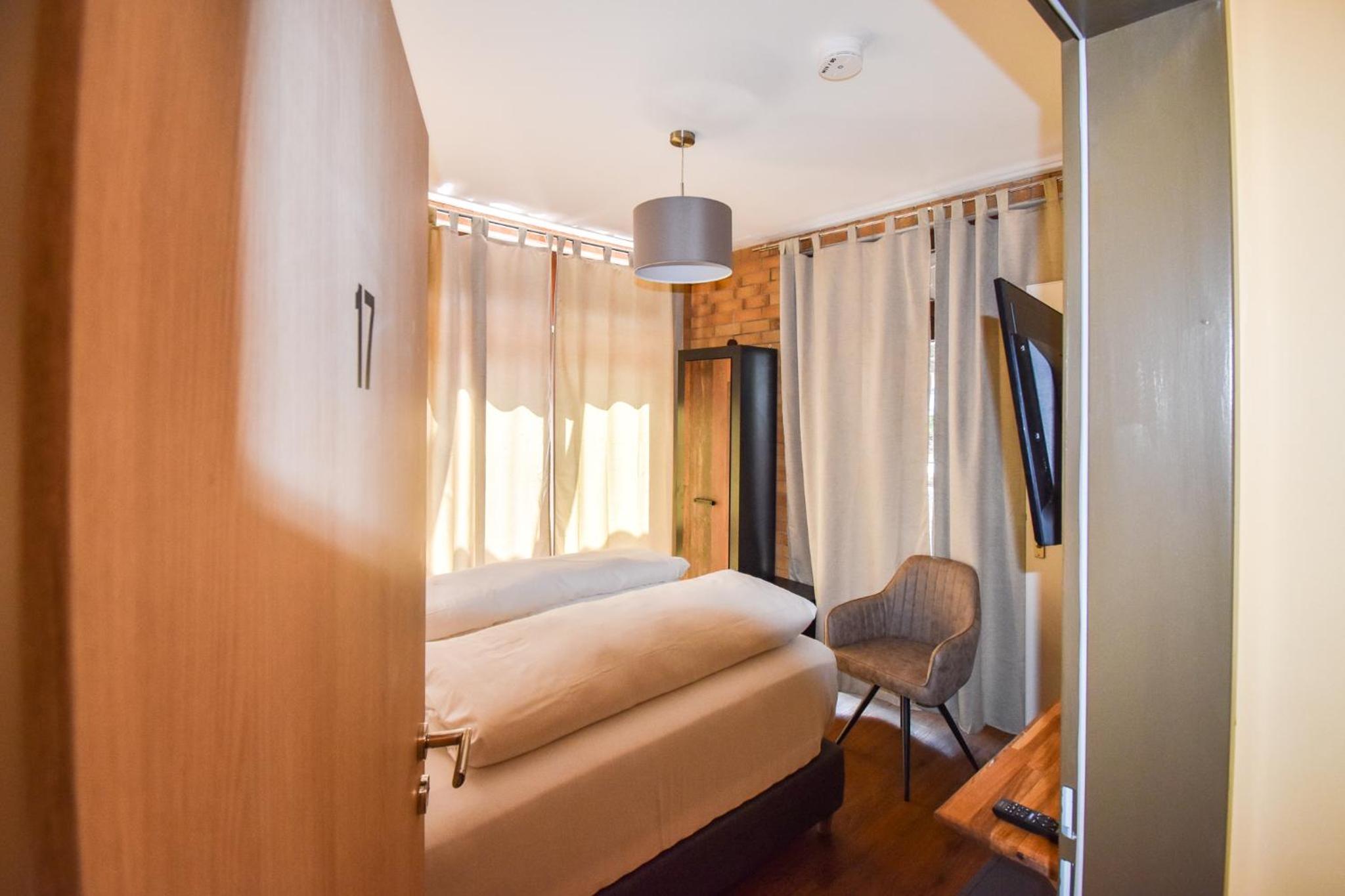 Small Double Room photo 1