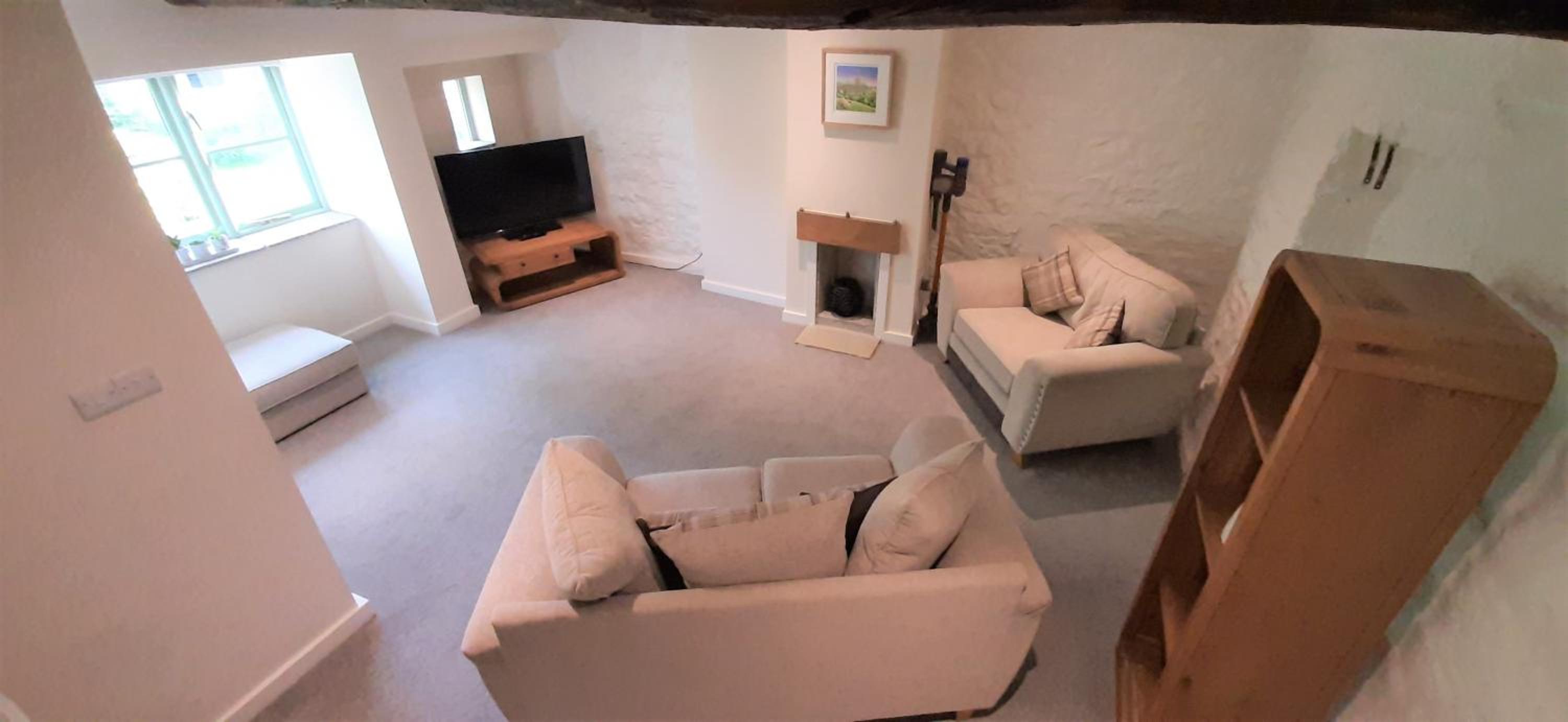 One-Bedroom House photo 1