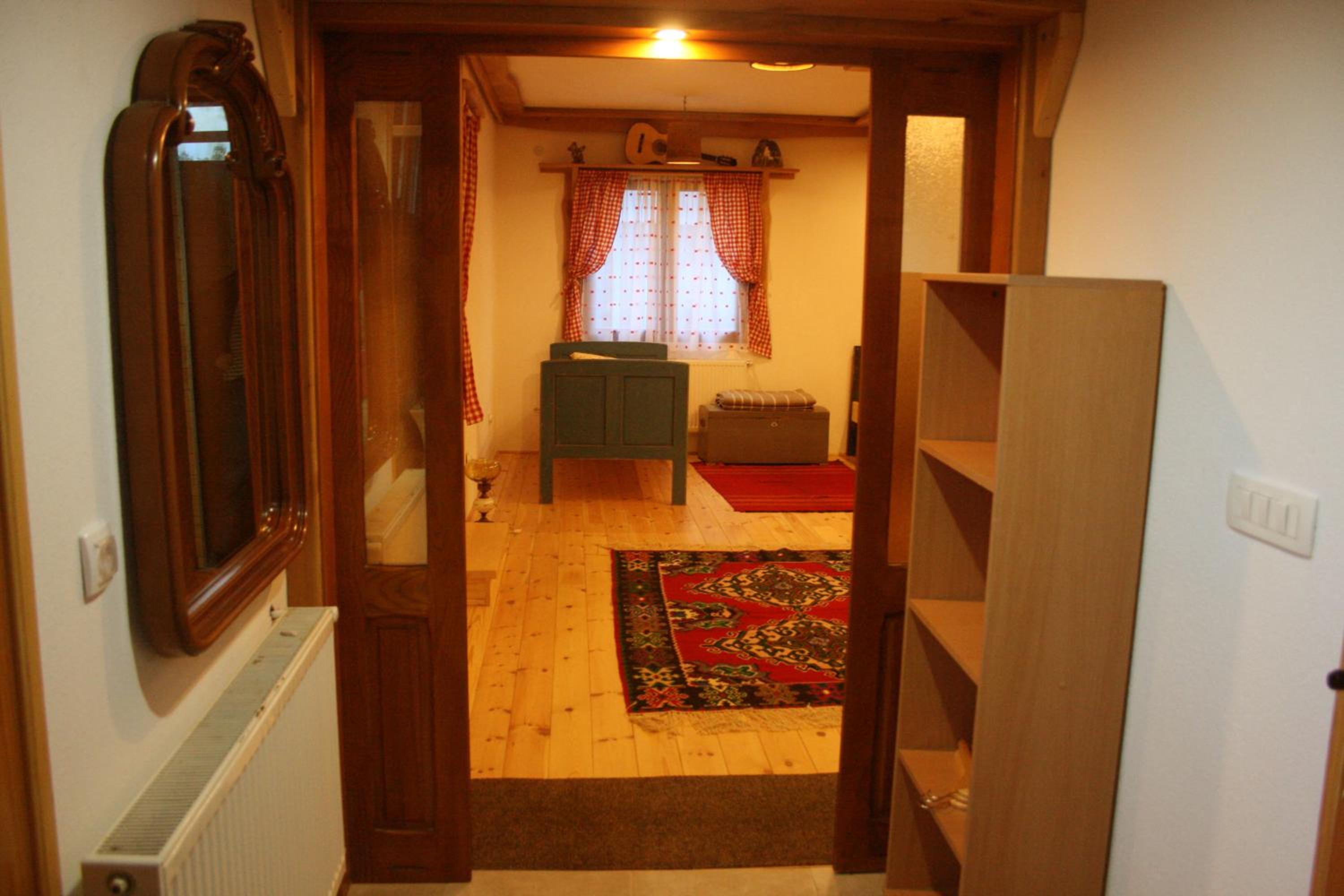 Family Room - Photo 41