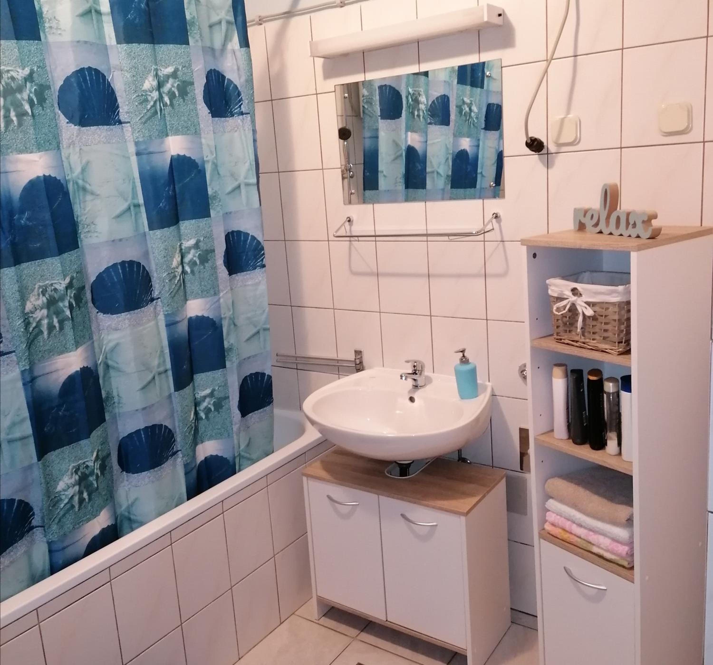 Studio Apartment - Photo 54