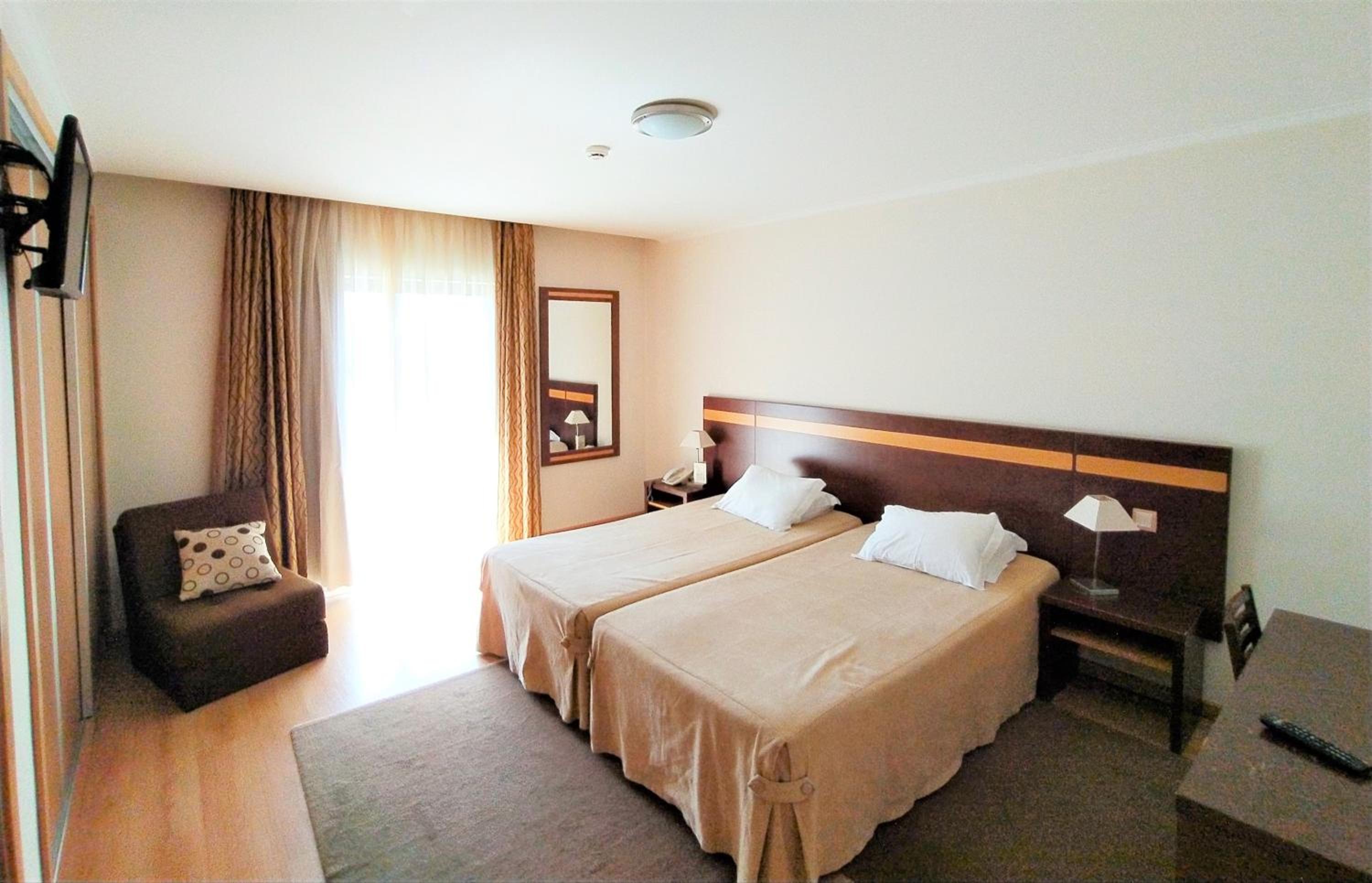 Twin Room with Balcony