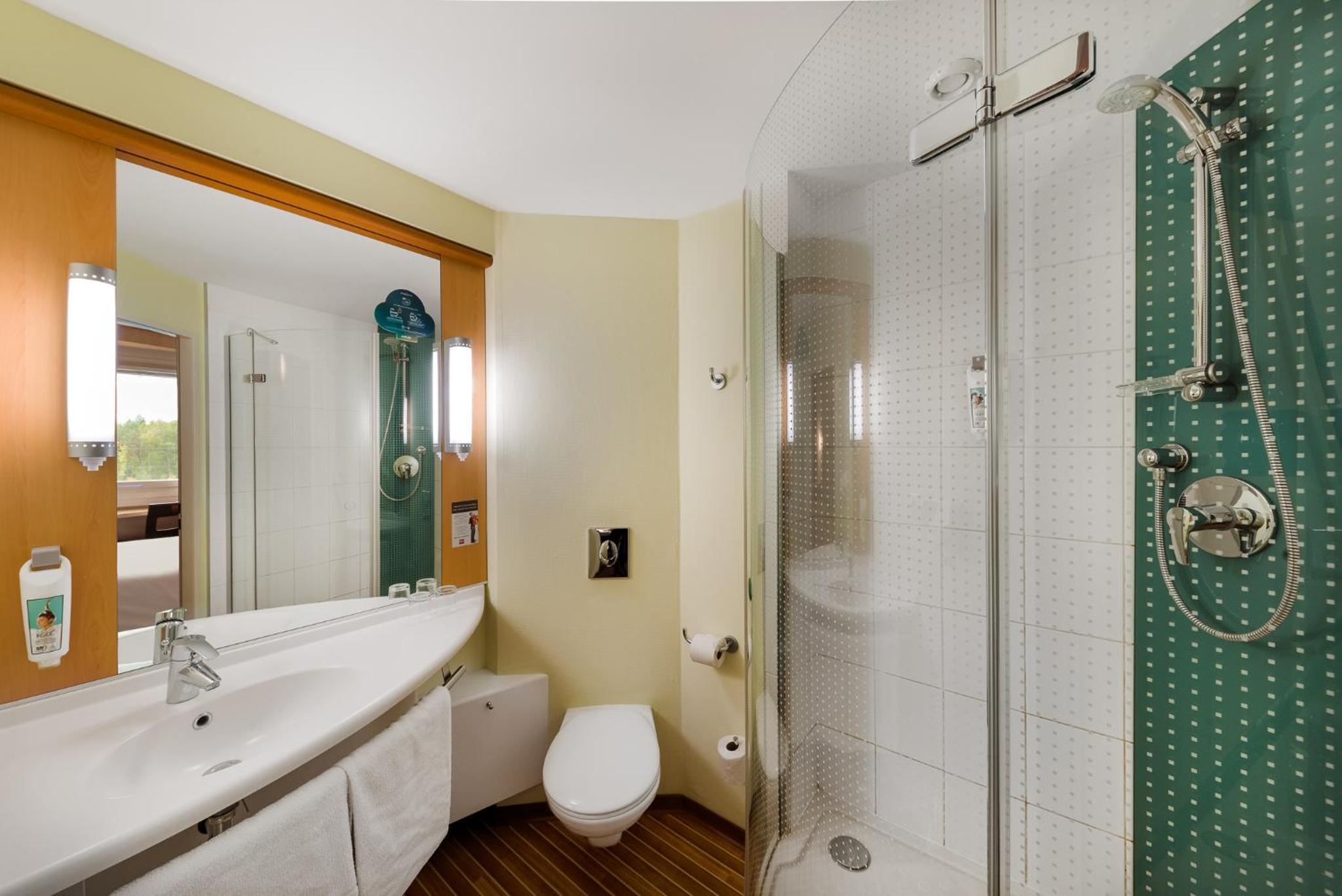 Double Room with Extra Bed photo 3