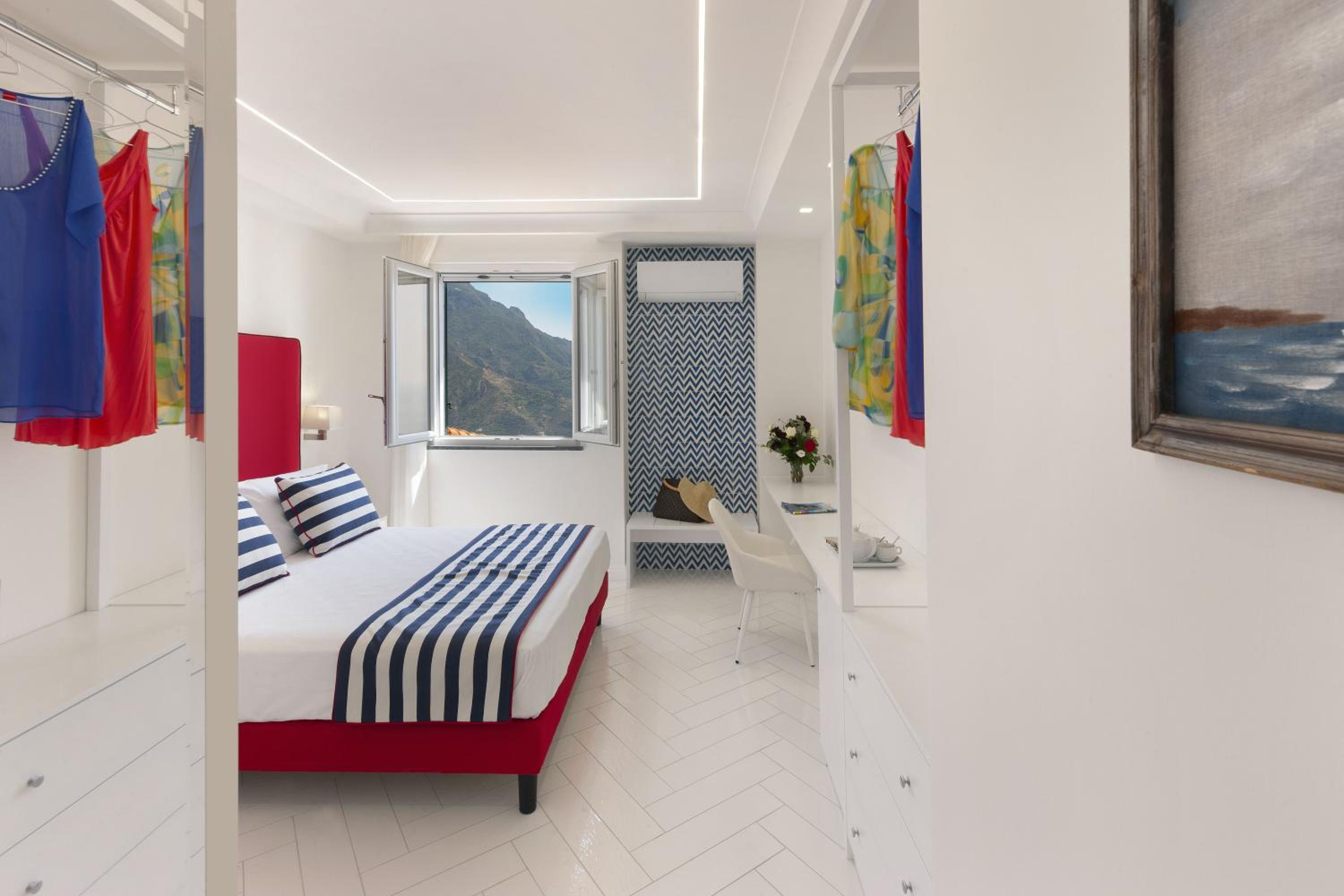 King Room with Sea View photo 3