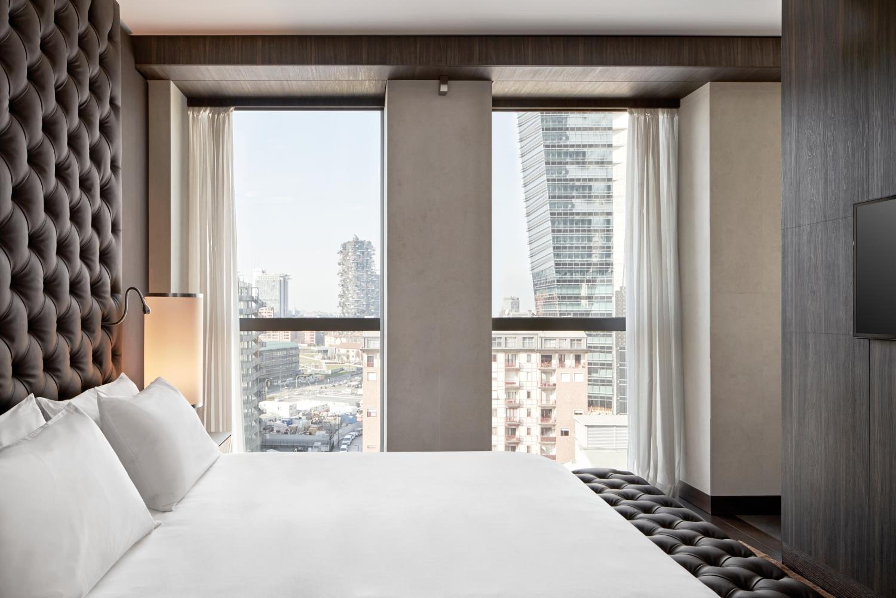 Premium Suite