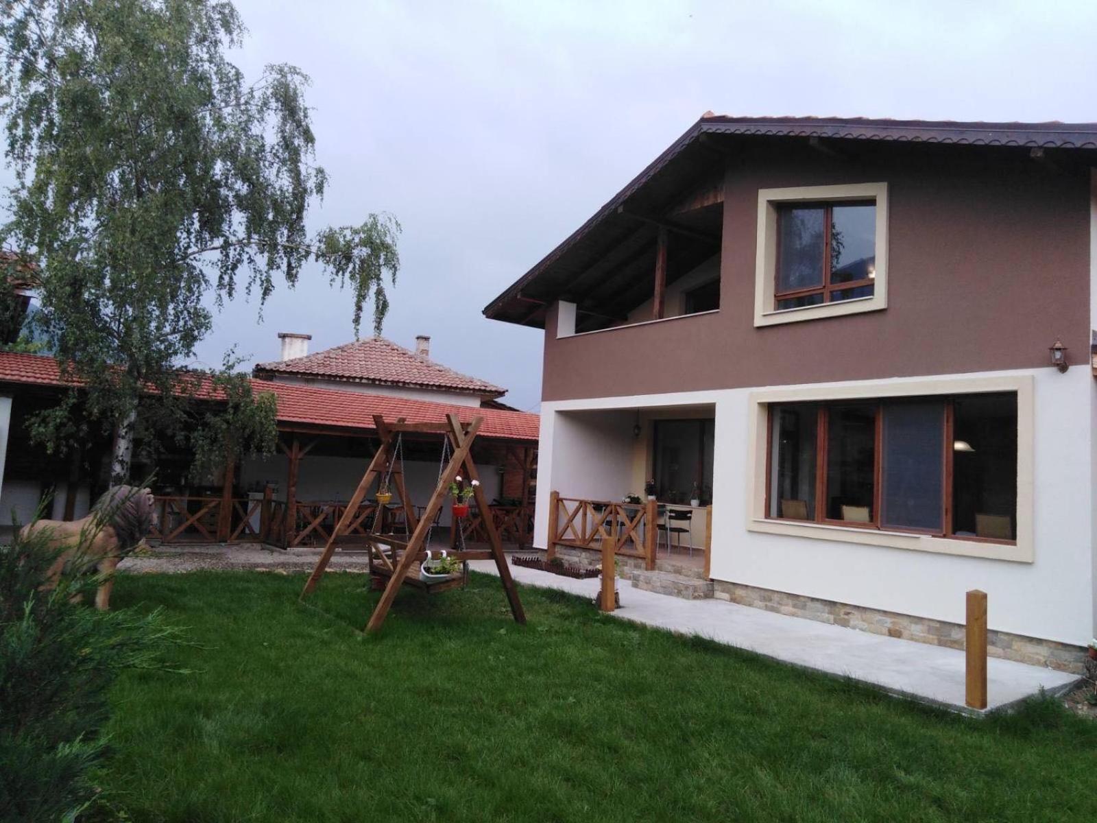 Three-Bedroom Villa photo 2