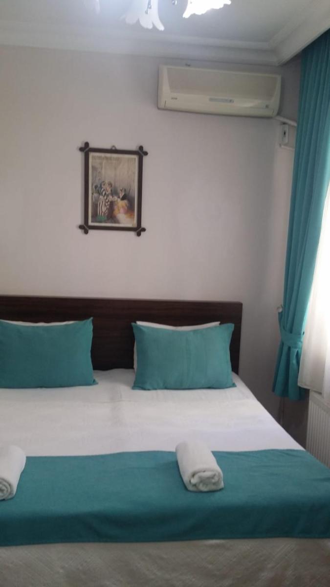 Standard Double or Twin Room photo 1
