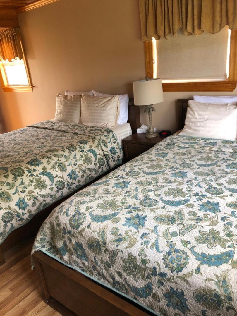 Single Room with Private Bathroom #9