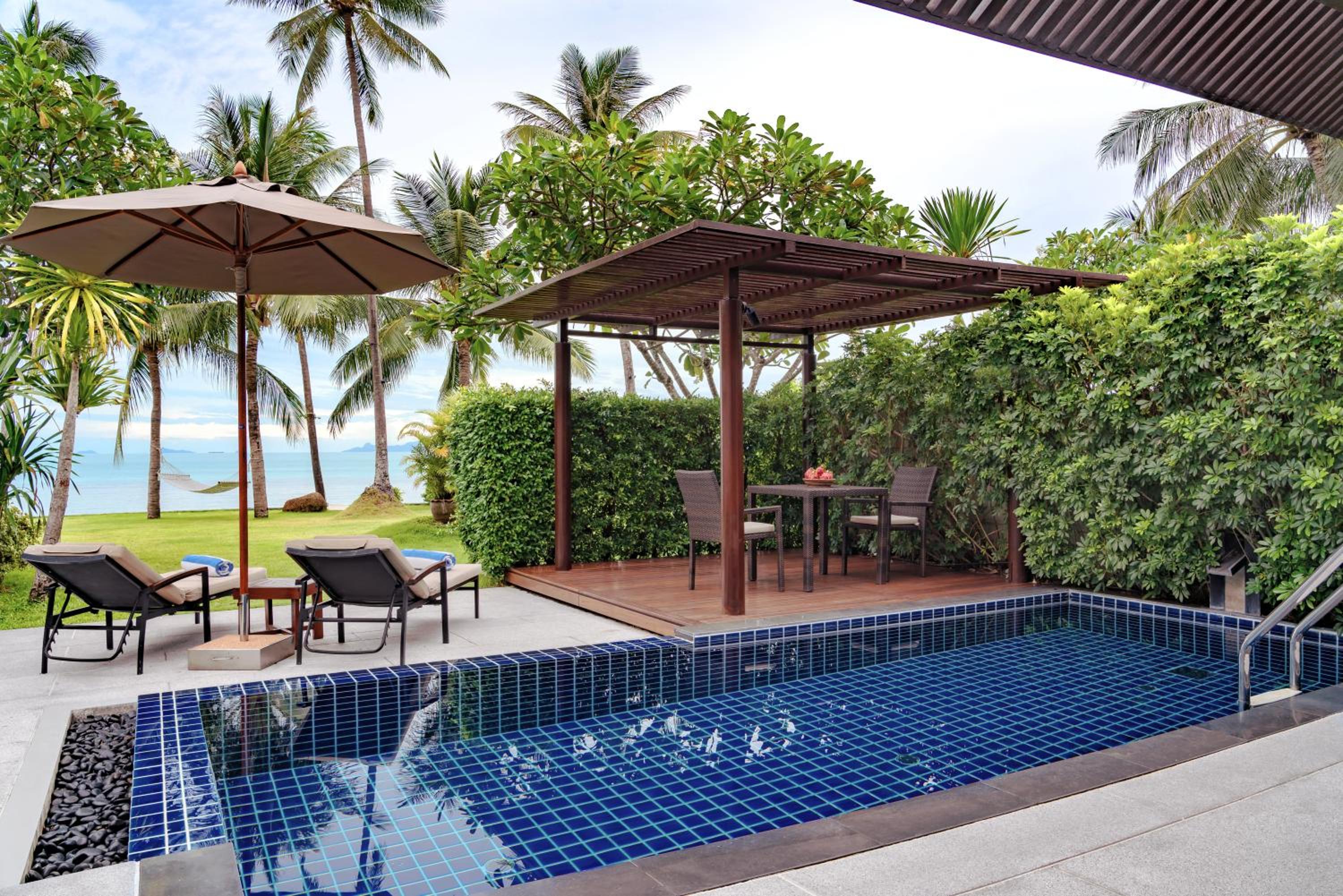 Beachfront Pool Villa with Club Access - Photo 10