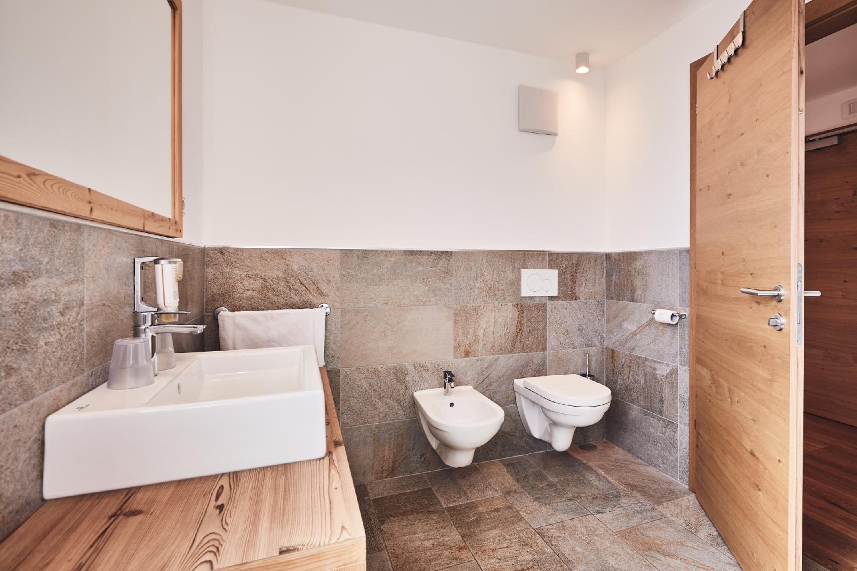 Classic Quadruple Room - Photo 3