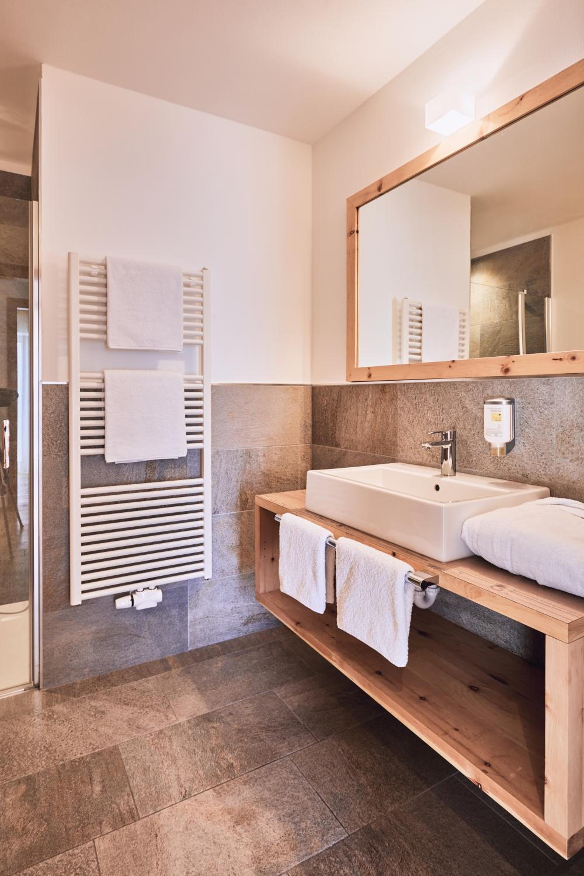 Double Room - Photo 4