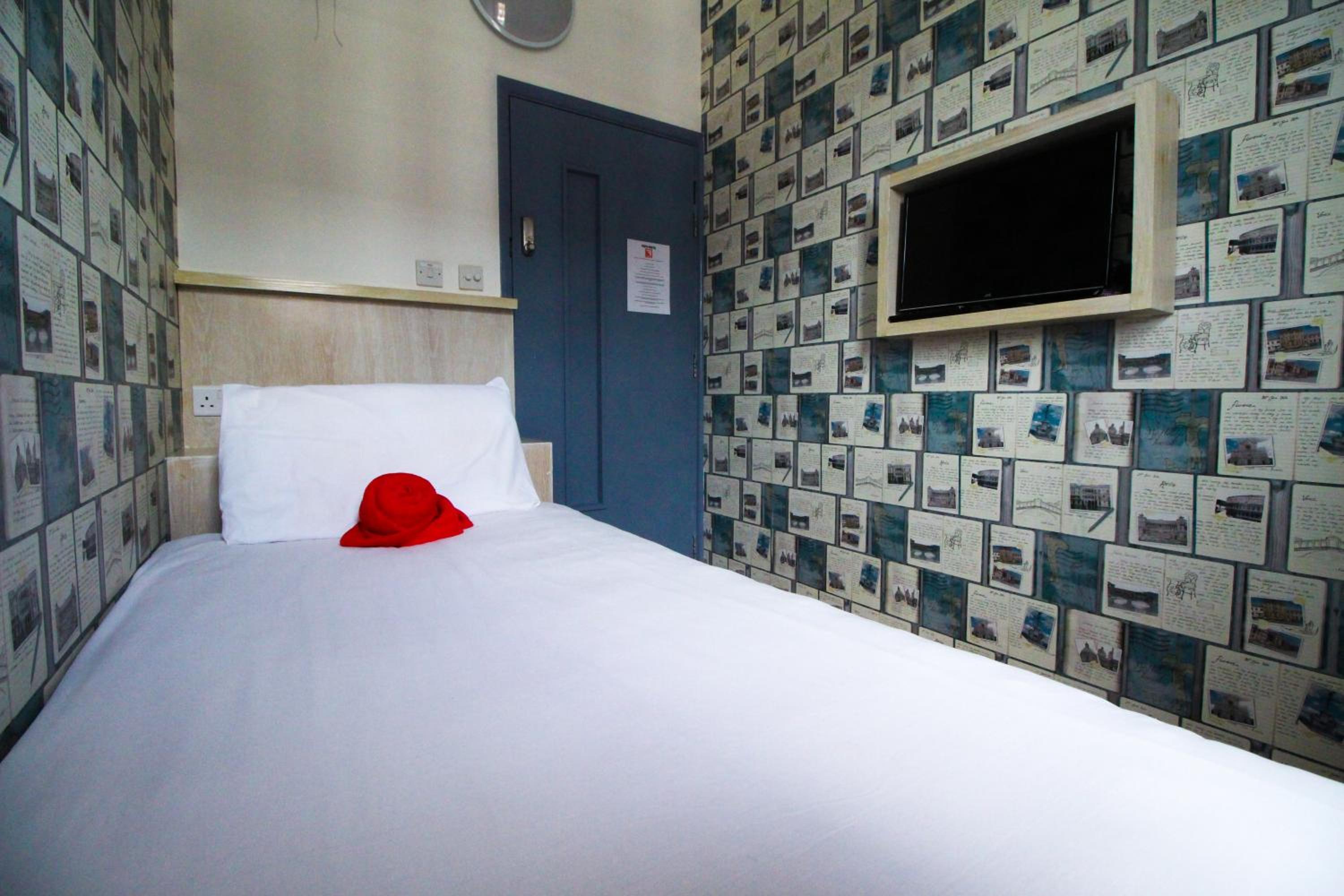 Single Room photo 1