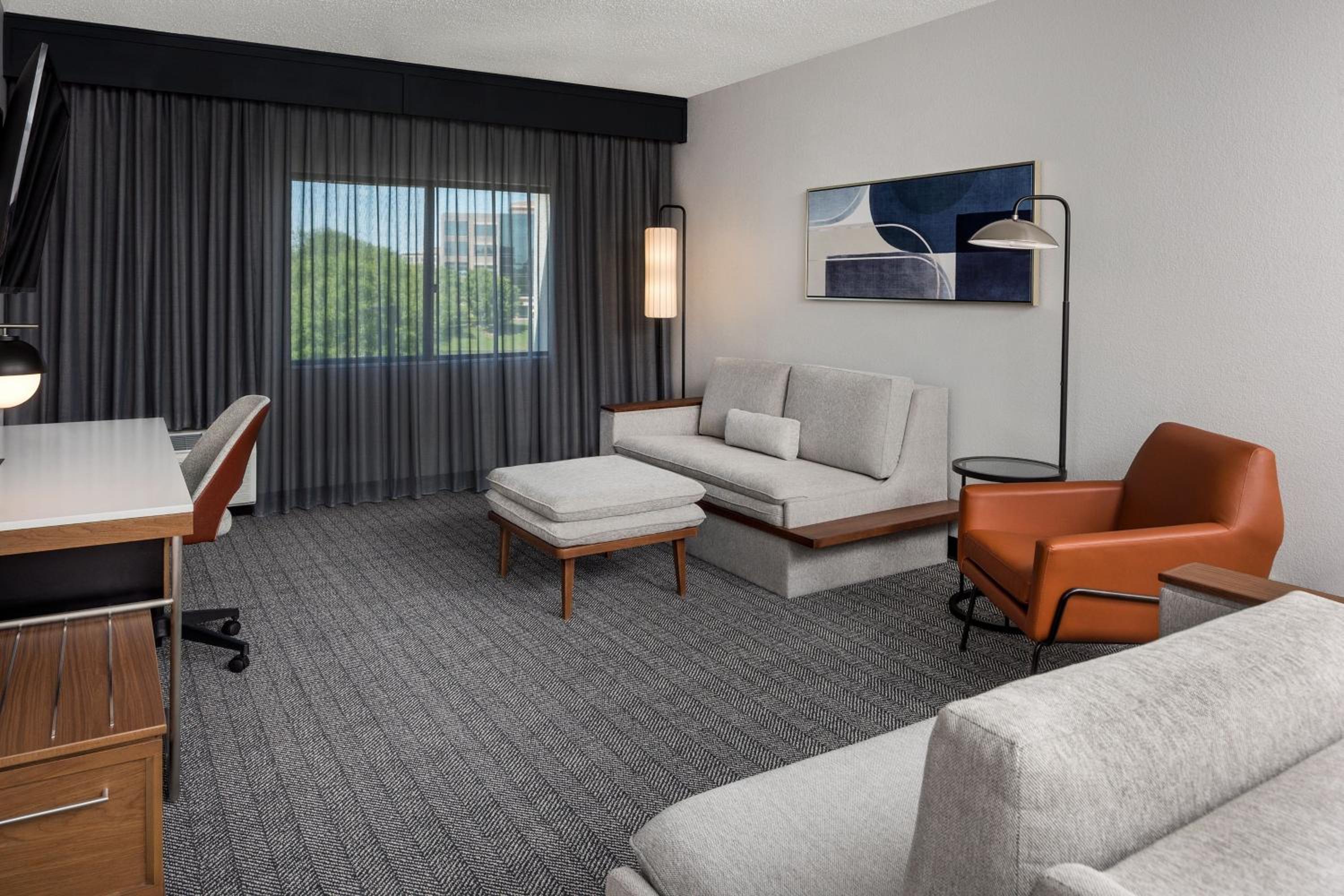 One-Bedroom King Suite with Sofa Bed - Hearing Accessible