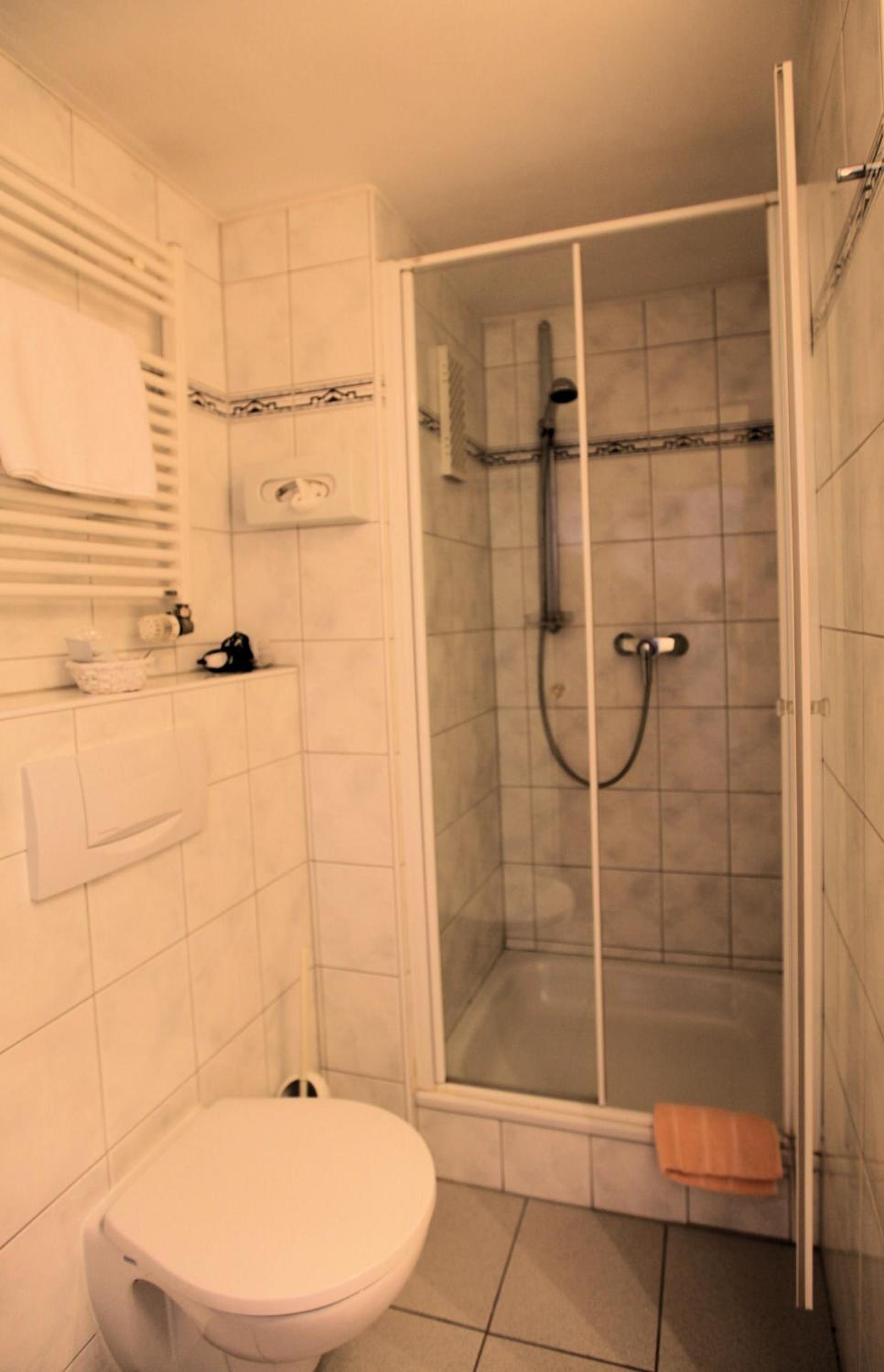 Single Room photo 3