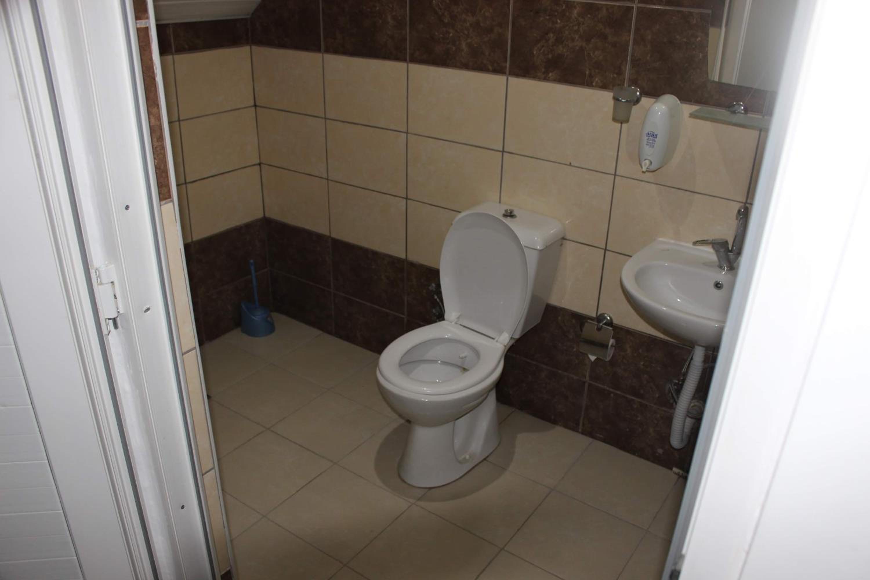 Basic Triple Room - Photo 5