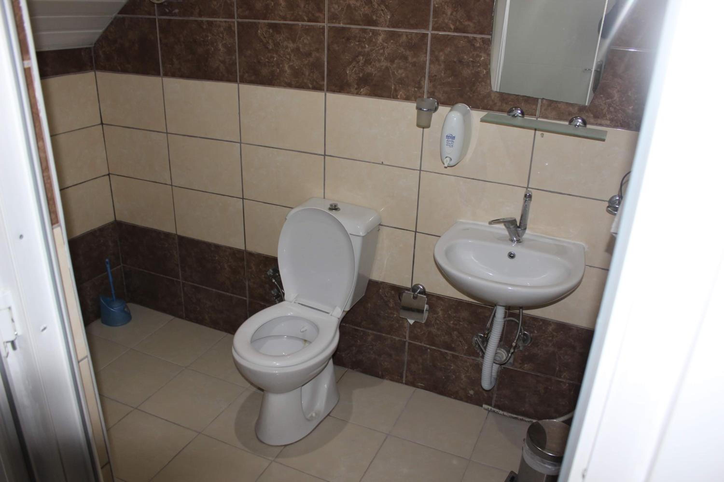 Basic Triple Room - Photo 6