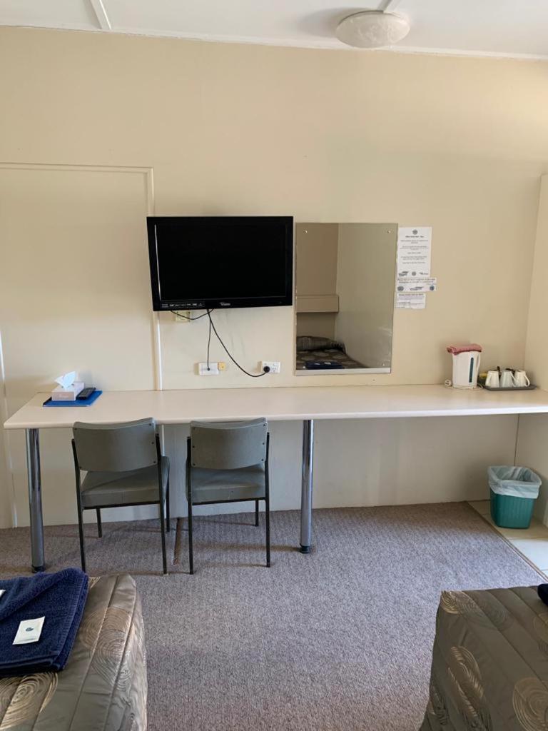 Twin Room with Bathroom