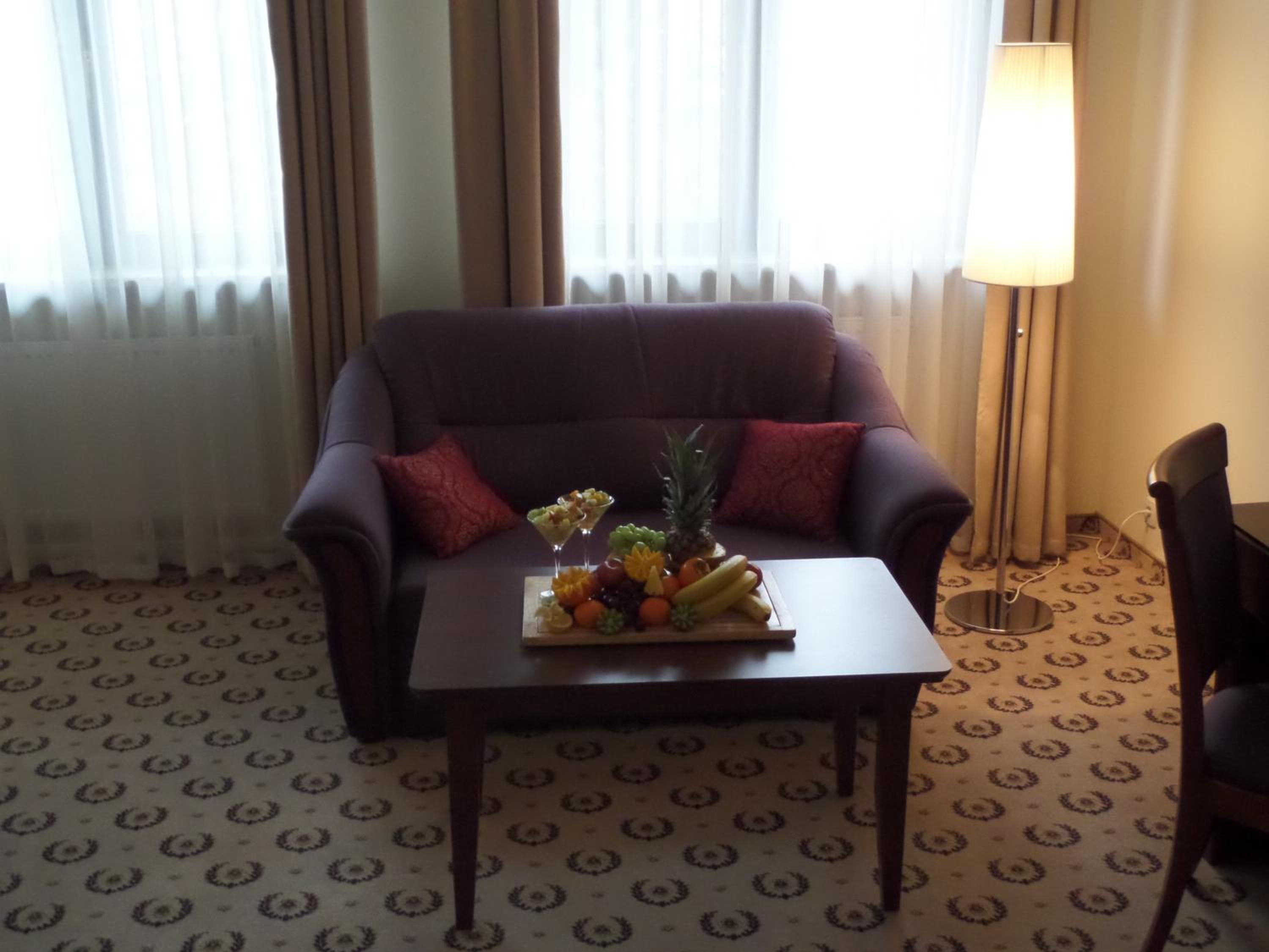 Double or Twin Room - Photo 9