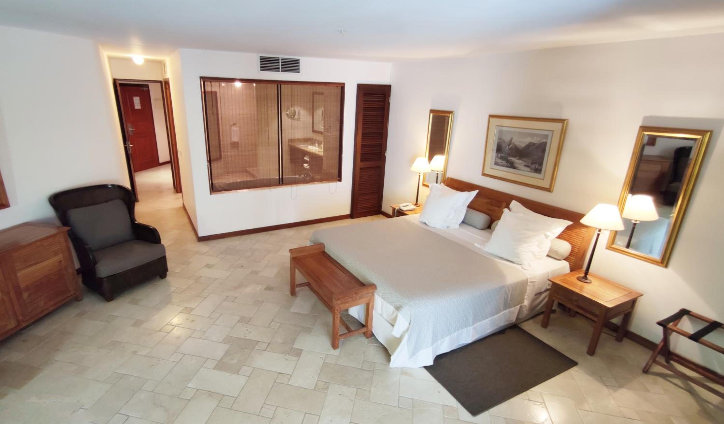 Suite with Pool Access